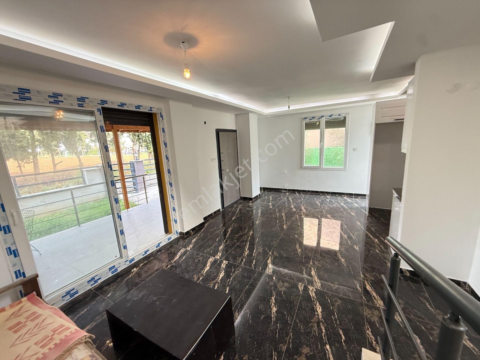 Seferihisar Doğanbey’de Satılık 3 + 1 Sıfır Geniş Bahçeli Villa Yazlık - Görsel 20