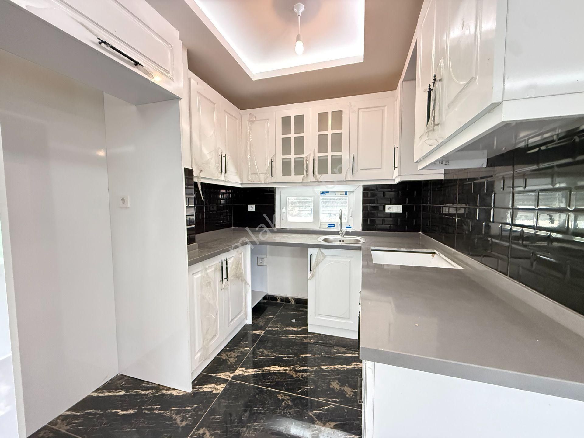 Seferihisar Doğanbey’de Satılık 3 + 1 Sıfır Geniş Bahçeli Villa Yazlık - Görsel 18