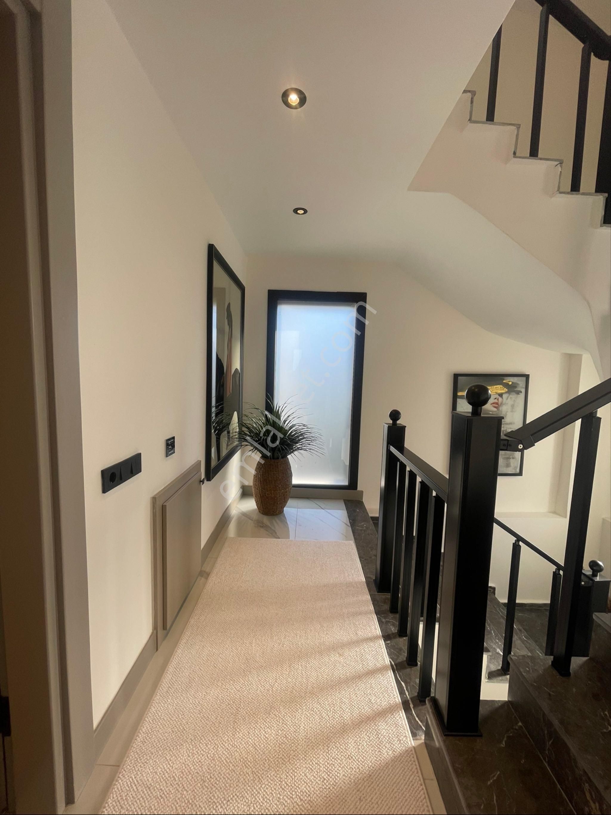 Tam Müstakil Havuzlu Yerden Isıtmalı Modern Mimari 5+1 Villa - Görsel 19