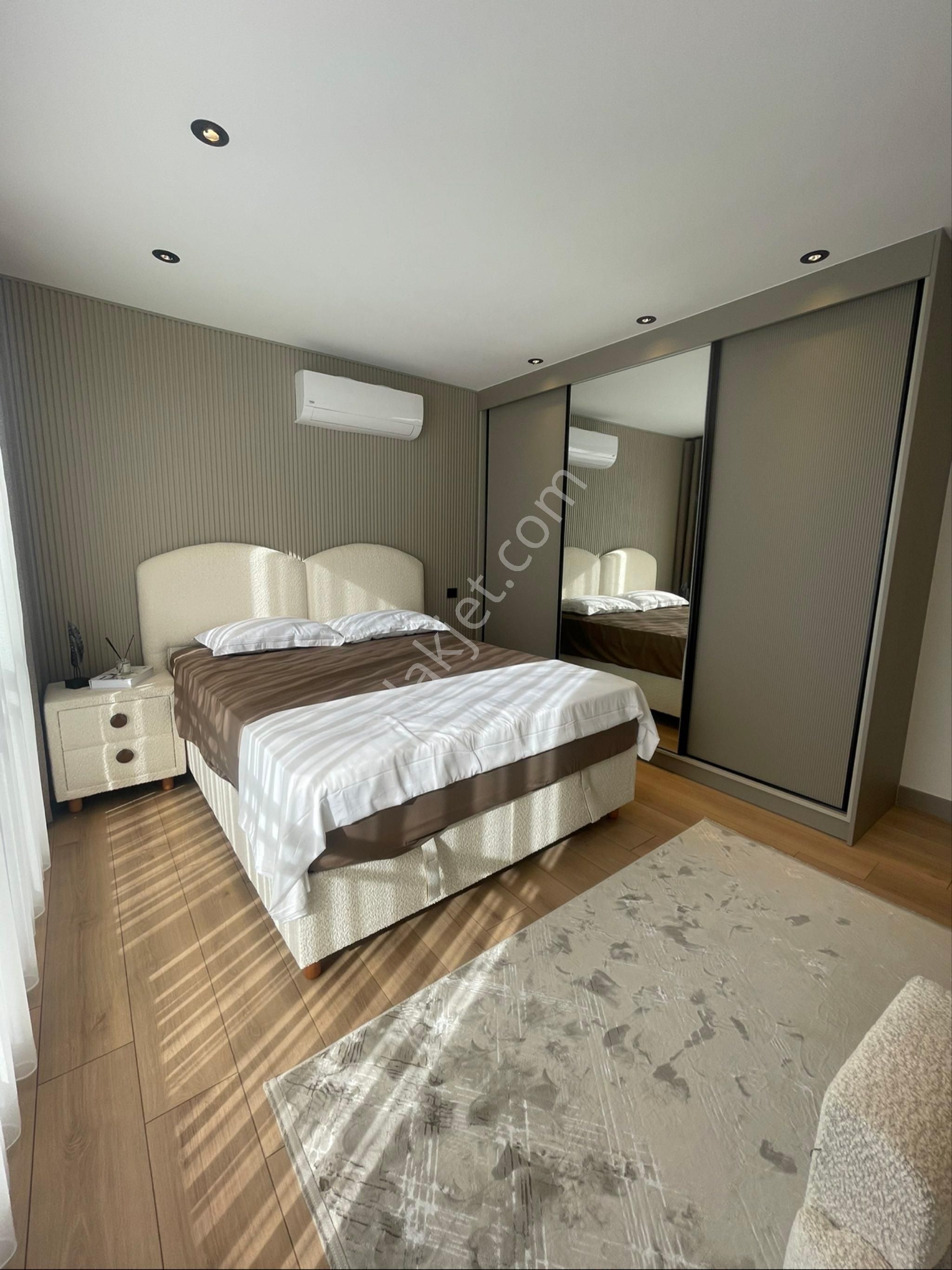 Tam Müstakil Havuzlu Yerden Isıtmalı Modern Mimari 5+1 Villa - Görsel 24