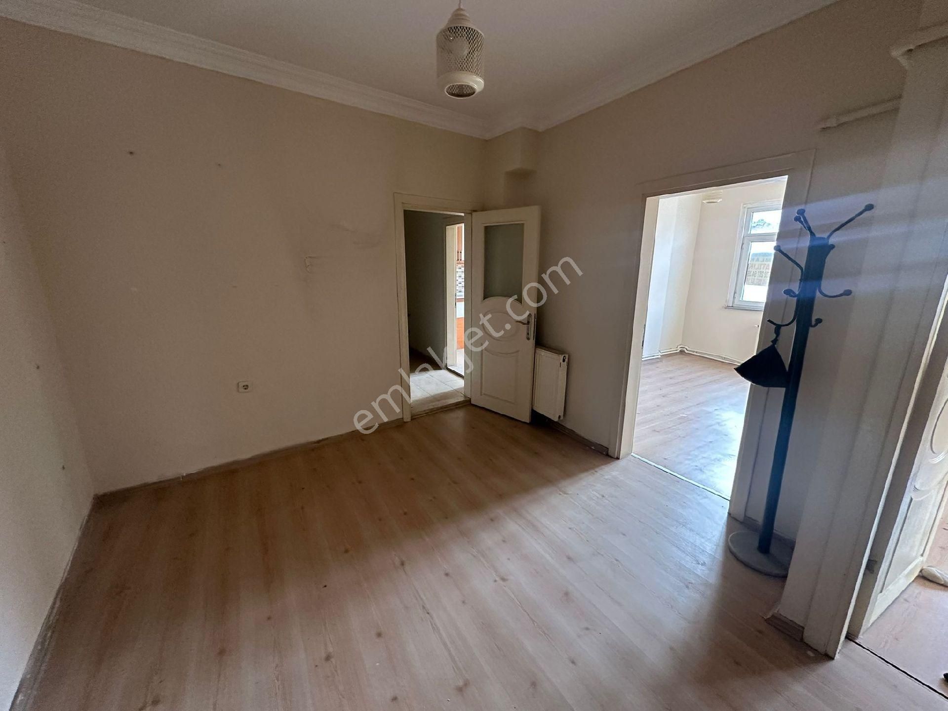 Esenler Birlik Mahallesinde Satılık Daire