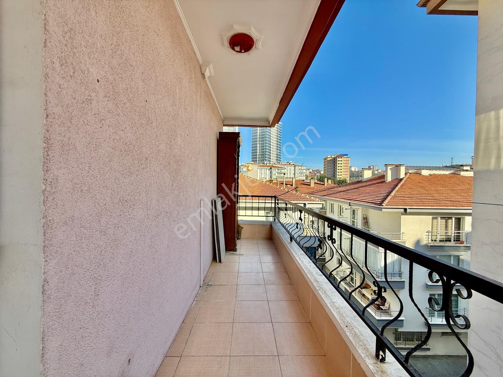 Kalecik Emlak'tan Protokol Yolu Yakını Ara Kat Geniş 3+1 Daire - Görsel 24