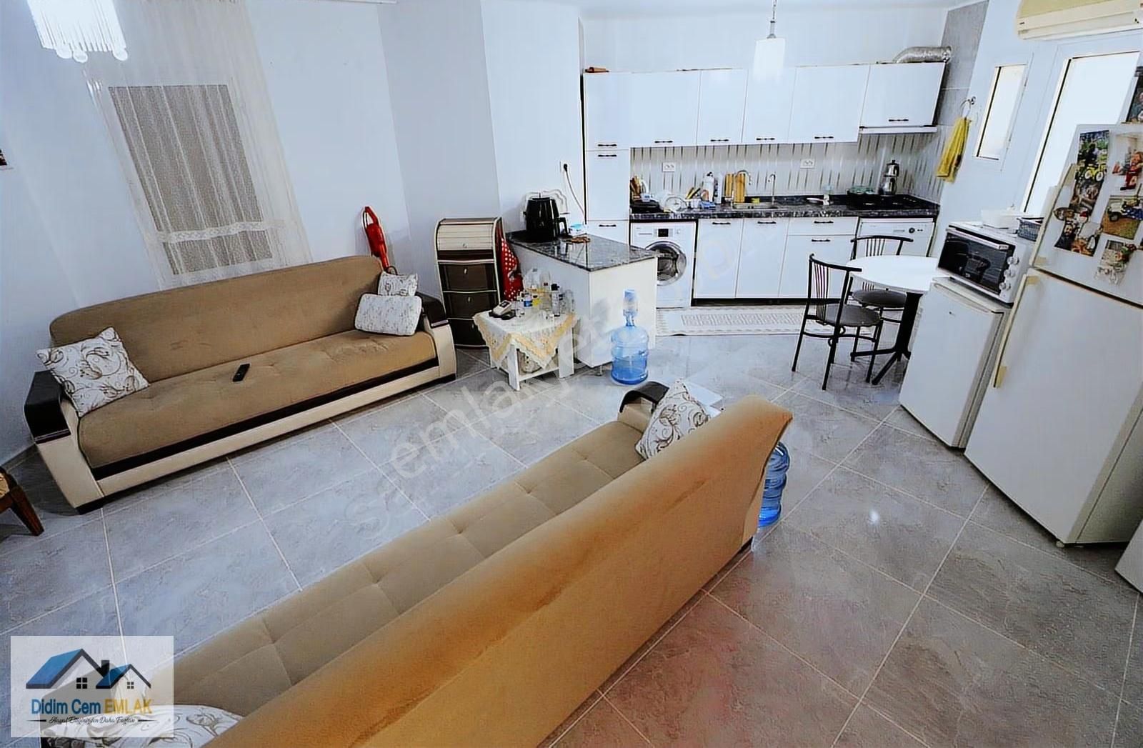 Akbük' Te Müstakil Girişli Bahçeli Satılık 3+1 Triplex Villa - Görsel 9