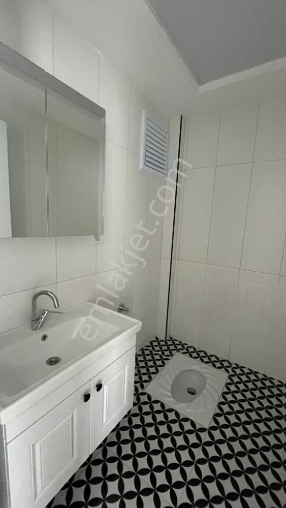 Merkezi Lokasyonlu Şık Ve Muhteşem Tasarımlı 4+1 Satılık Daire - Görsel 14