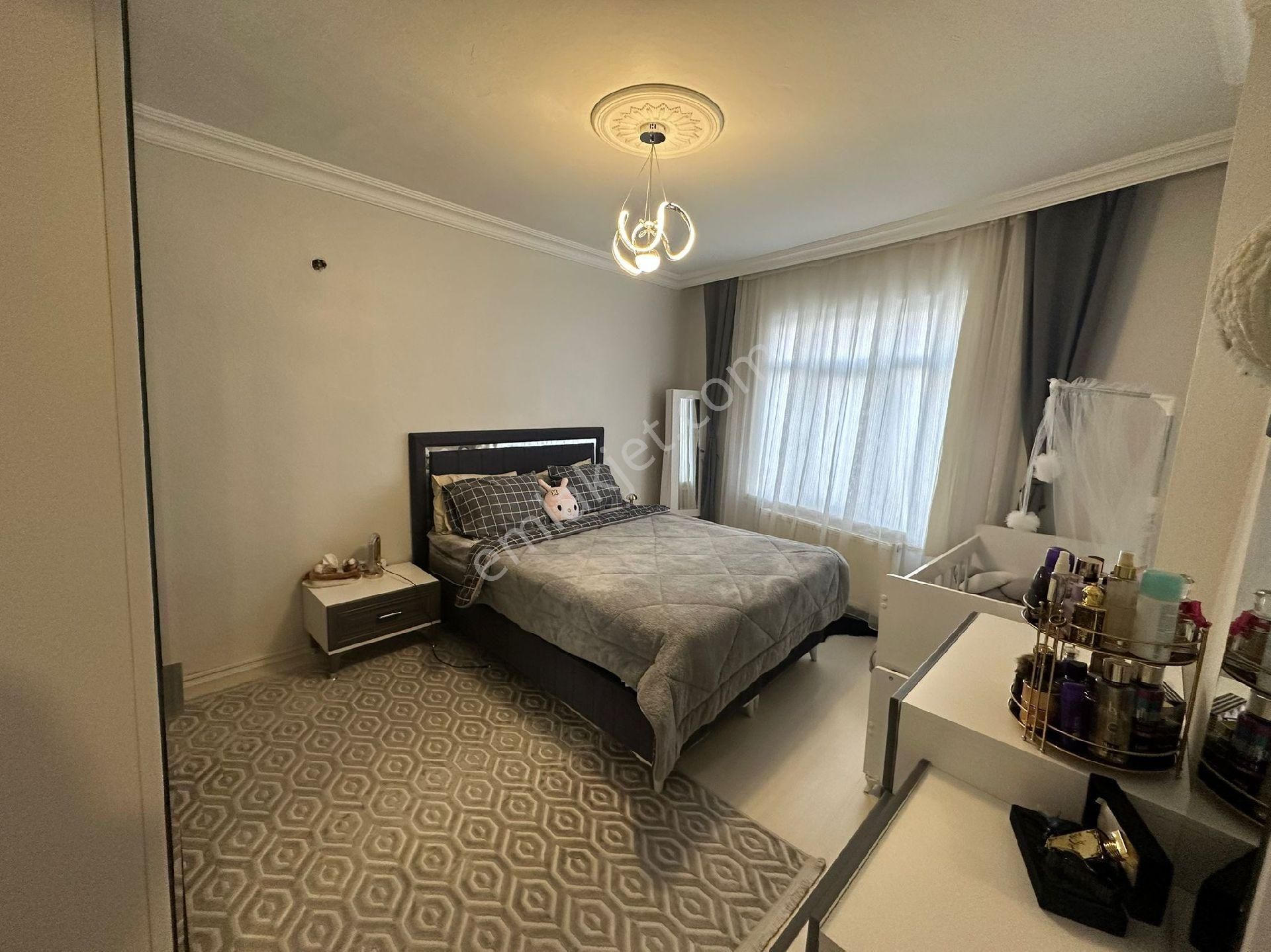 Esenler Menderes Mahallesınde 3+1 - Görsel 4