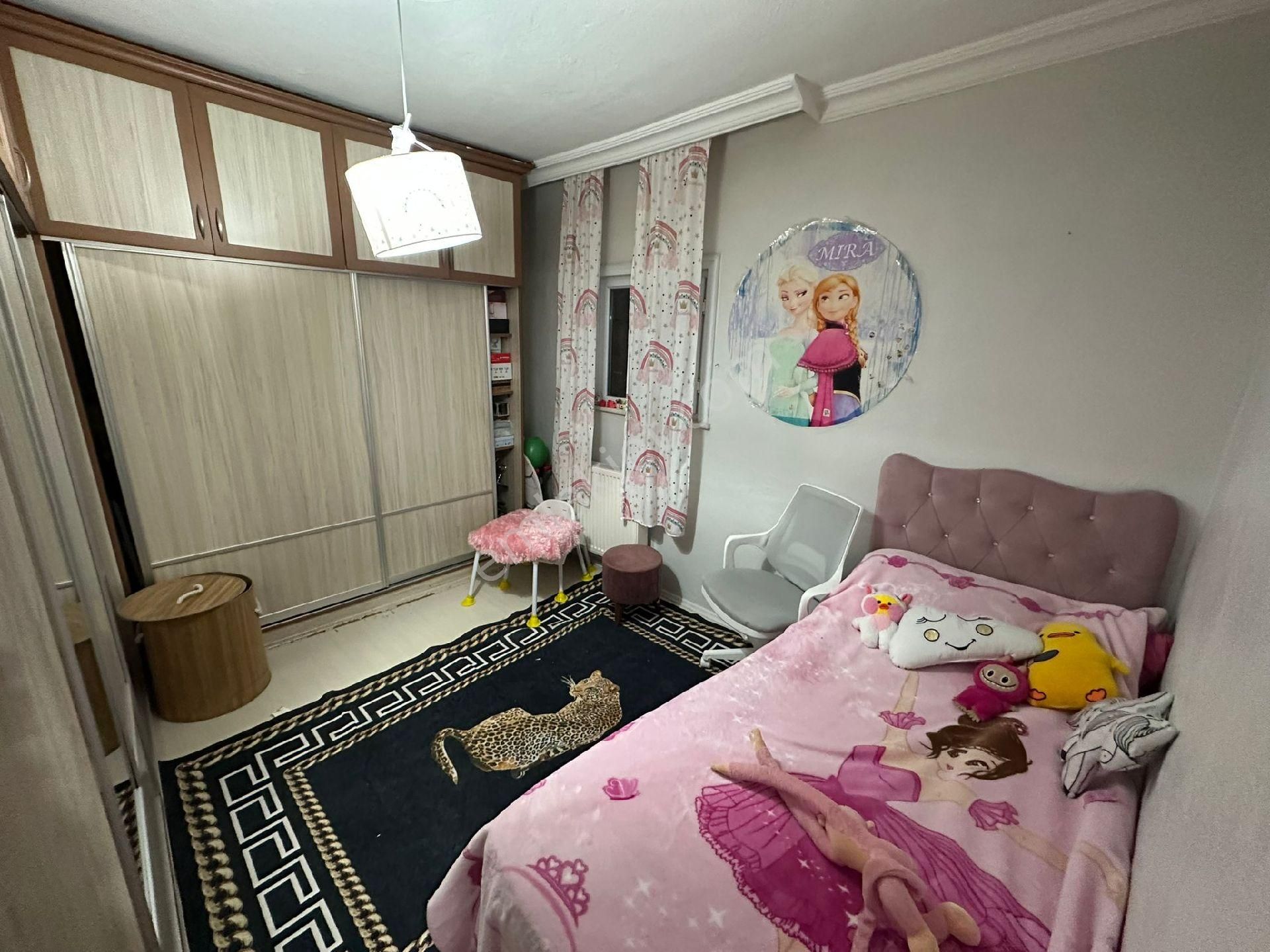 Esenler Menderes Mahallesınde 3+1 - Görsel 10