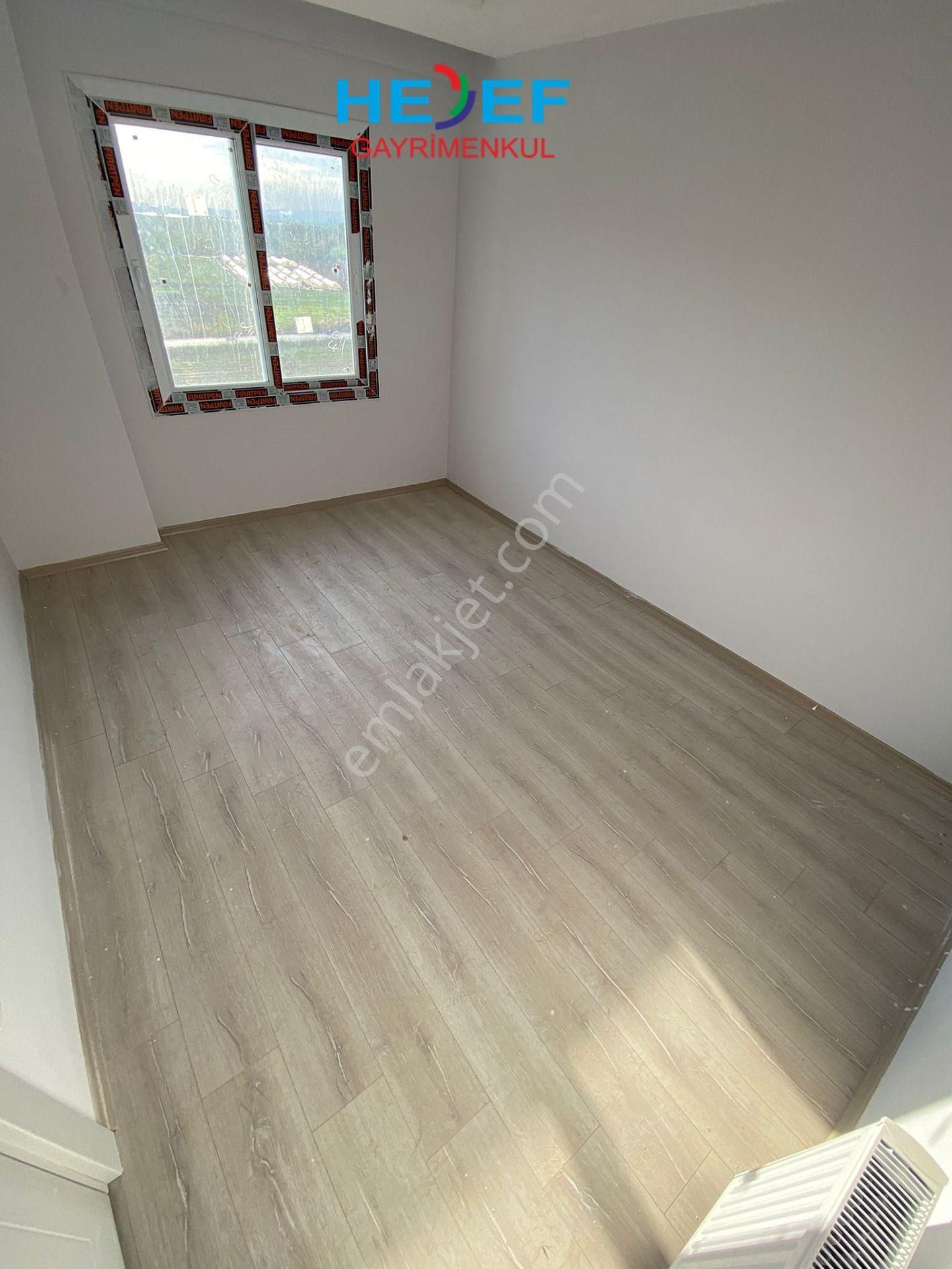 Hedef'ten Site İçi Havuzlu İskanlı Denize Yakın Sıfır 2+1 Daire - Görsel 10