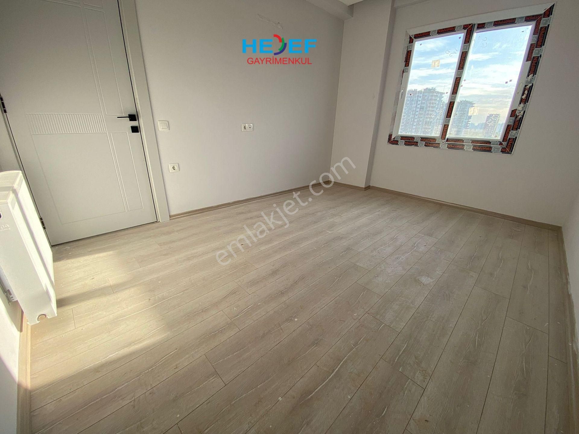 Hedef'ten Site İçi Havuzlu İskanlı Denize Yakın Sıfır 2+1 Daire - Görsel 12