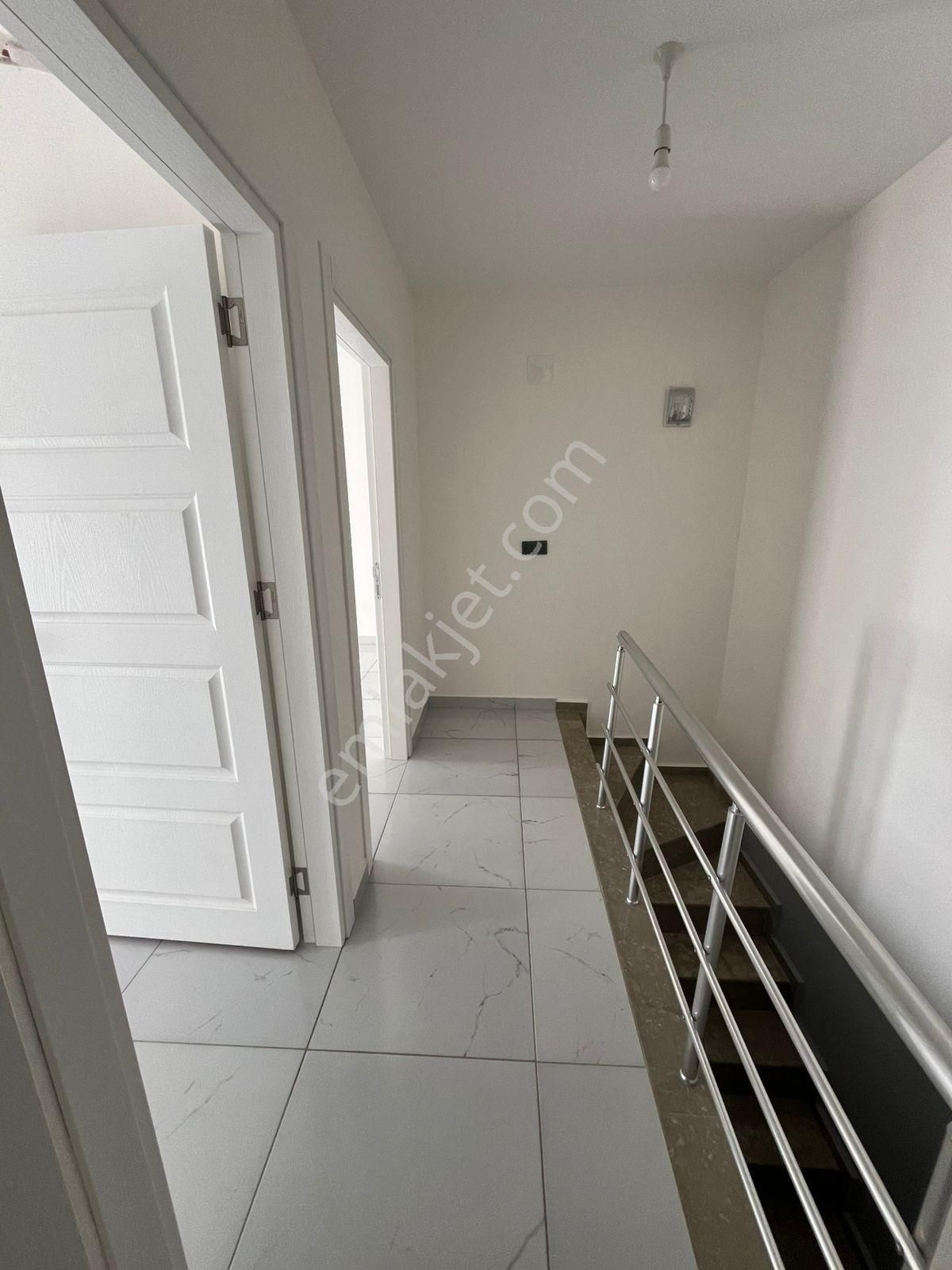 Alanya Mahmutlarda Şehr Merkezinde Satılık 2+1 Dublex Daire - Görsel 25