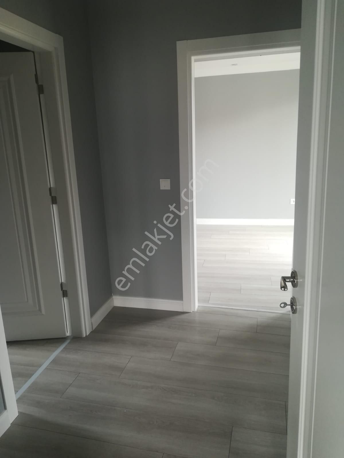 Büşra Gayrimenkulden Satılık Yazlık Villa Denize Sıfır 4 Villadan Oluşan Site 445m2 Arsası - Görsel 17