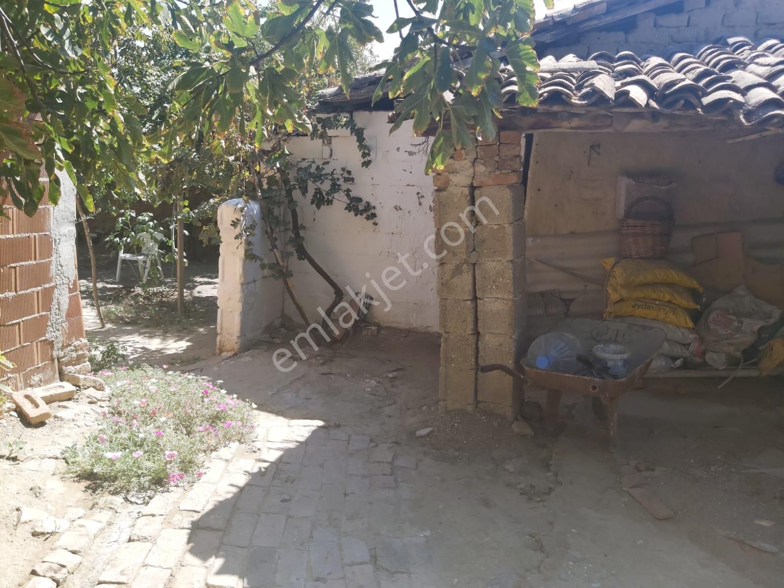 Aydın Germencik Reisköyde Müstakil Satılık Köy Evi - Görsel 22