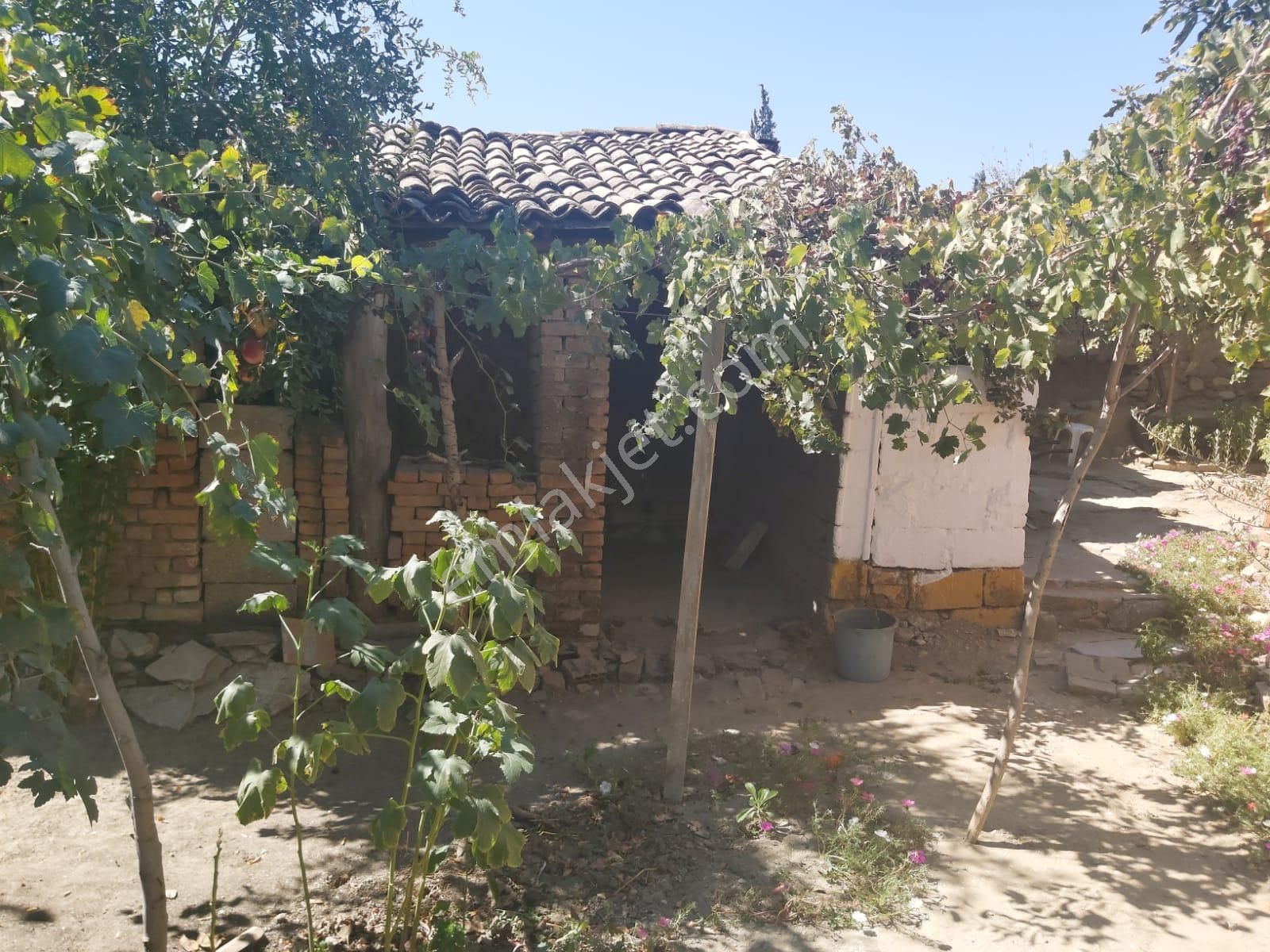 Aydın Germencik Reisköyde Müstakil Satılık Köy Evi - Görsel 24