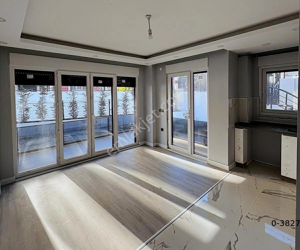 Acr Gyd'den Şile Çavuş Mah. Havuzlu Site'de Satılık 2+1 Daire