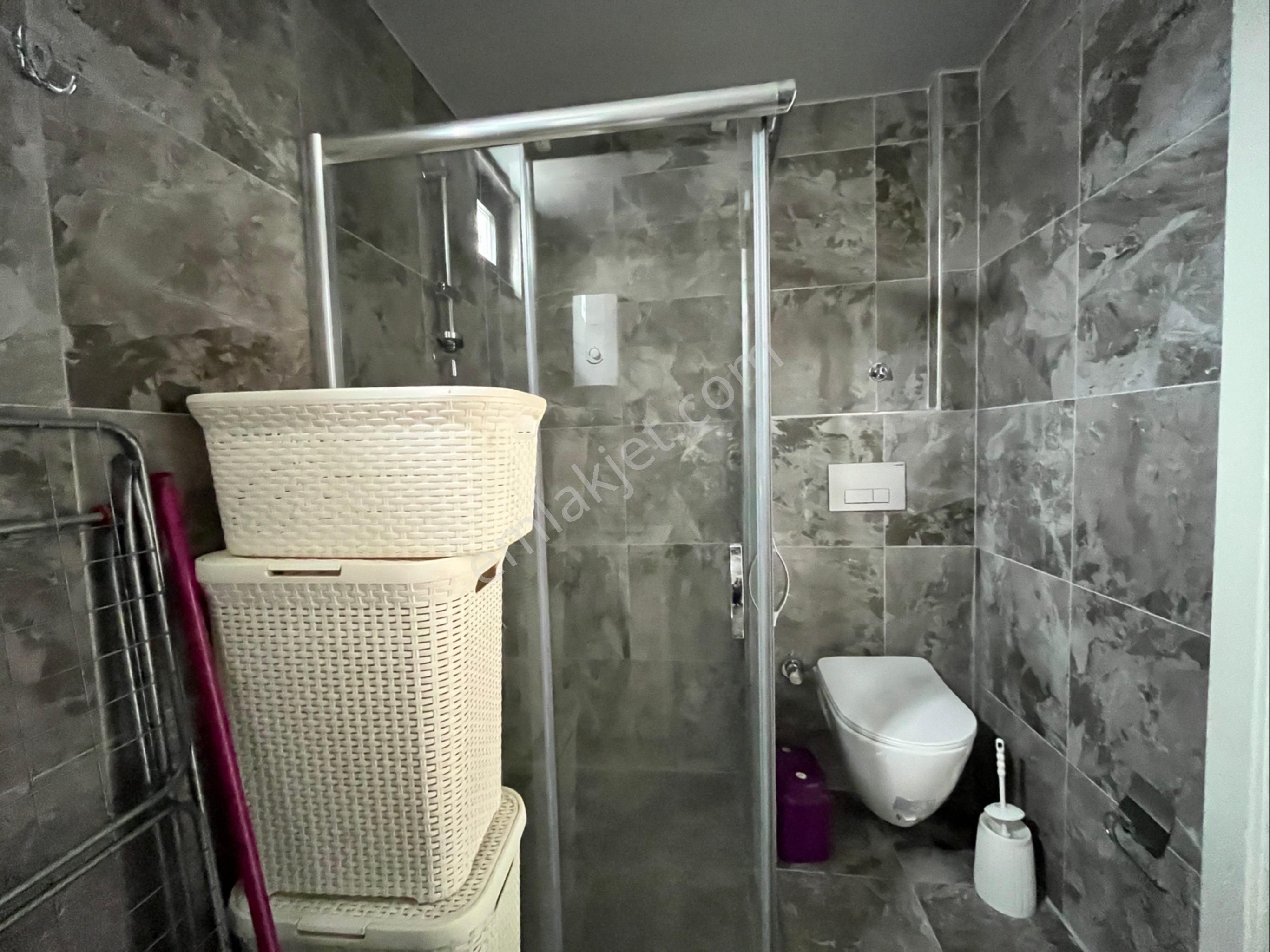 Avsallar Mahallesinde İskanlı Sitede Deniz Manzaralı 1+1 Satılık Daire - Görsel 12