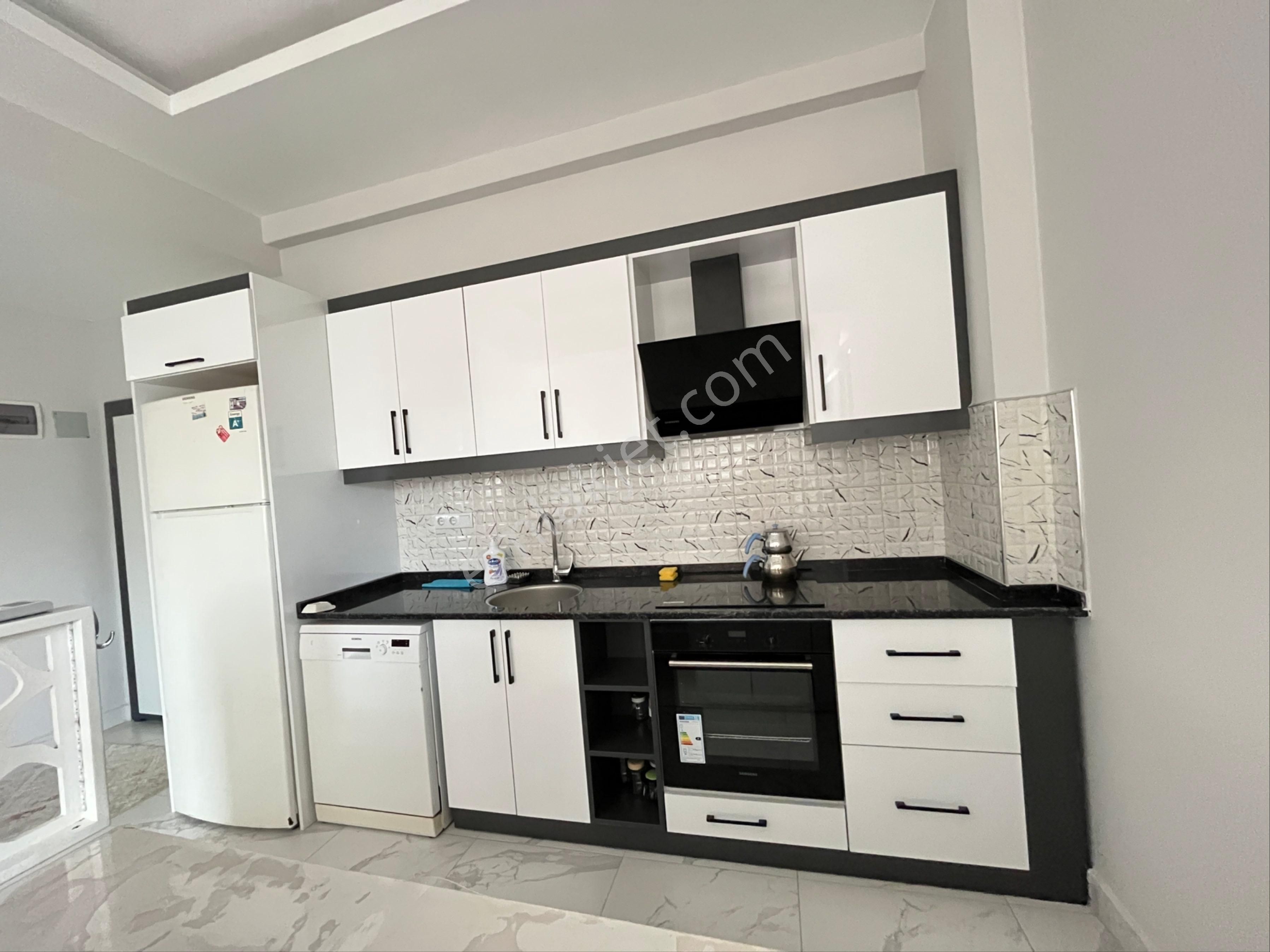 Avsallar Mahallesinde İskanlı Sitede Deniz Manzaralı 1+1 Satılık Daire - Görsel 6