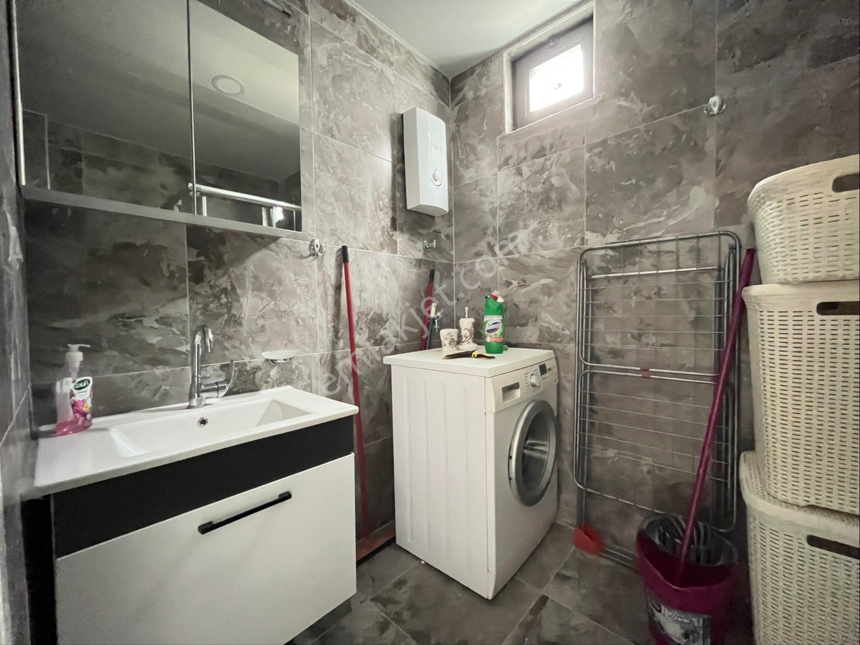 Avsallar Mahallesinde İskanlı Sitede Deniz Manzaralı 1+1 Satılık Daire - Görsel 13