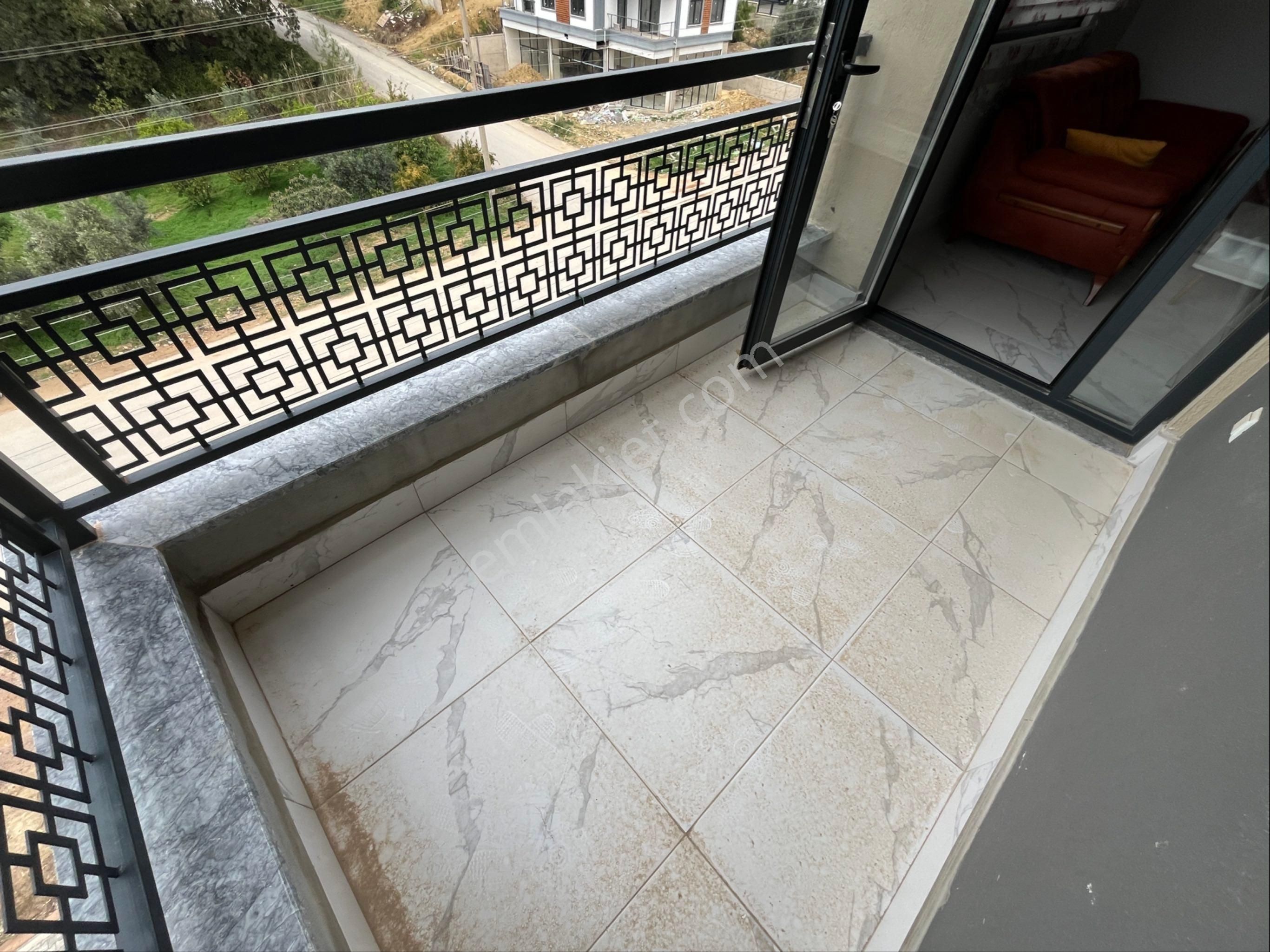 Avsallar Mahallesinde İskanlı Sitede Deniz Manzaralı 1+1 Satılık Daire - Görsel 11