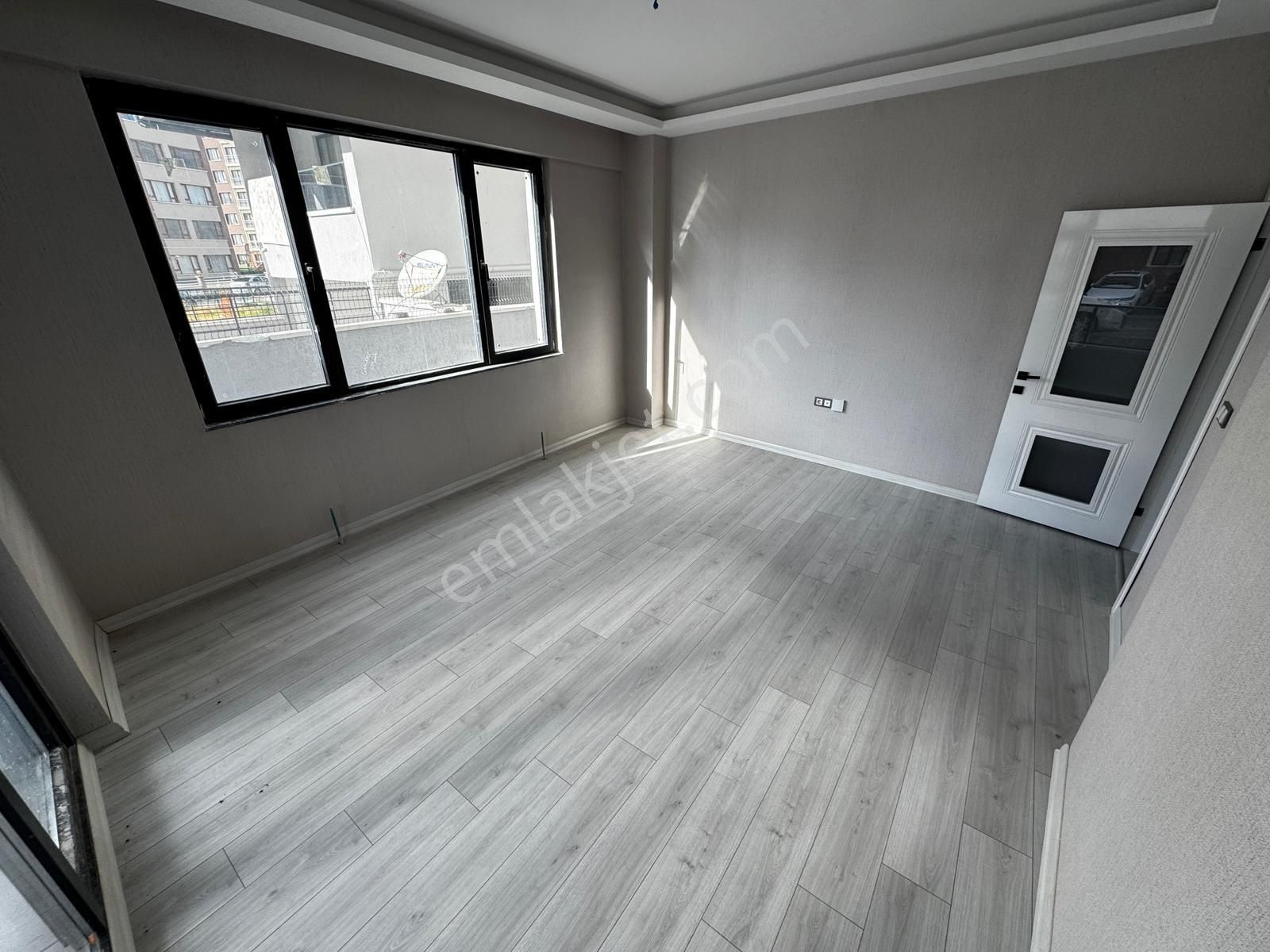 Sancaktepe'de 3+1 Oturuma Hazır Yapılı Sıfır Daire - Görsel 9