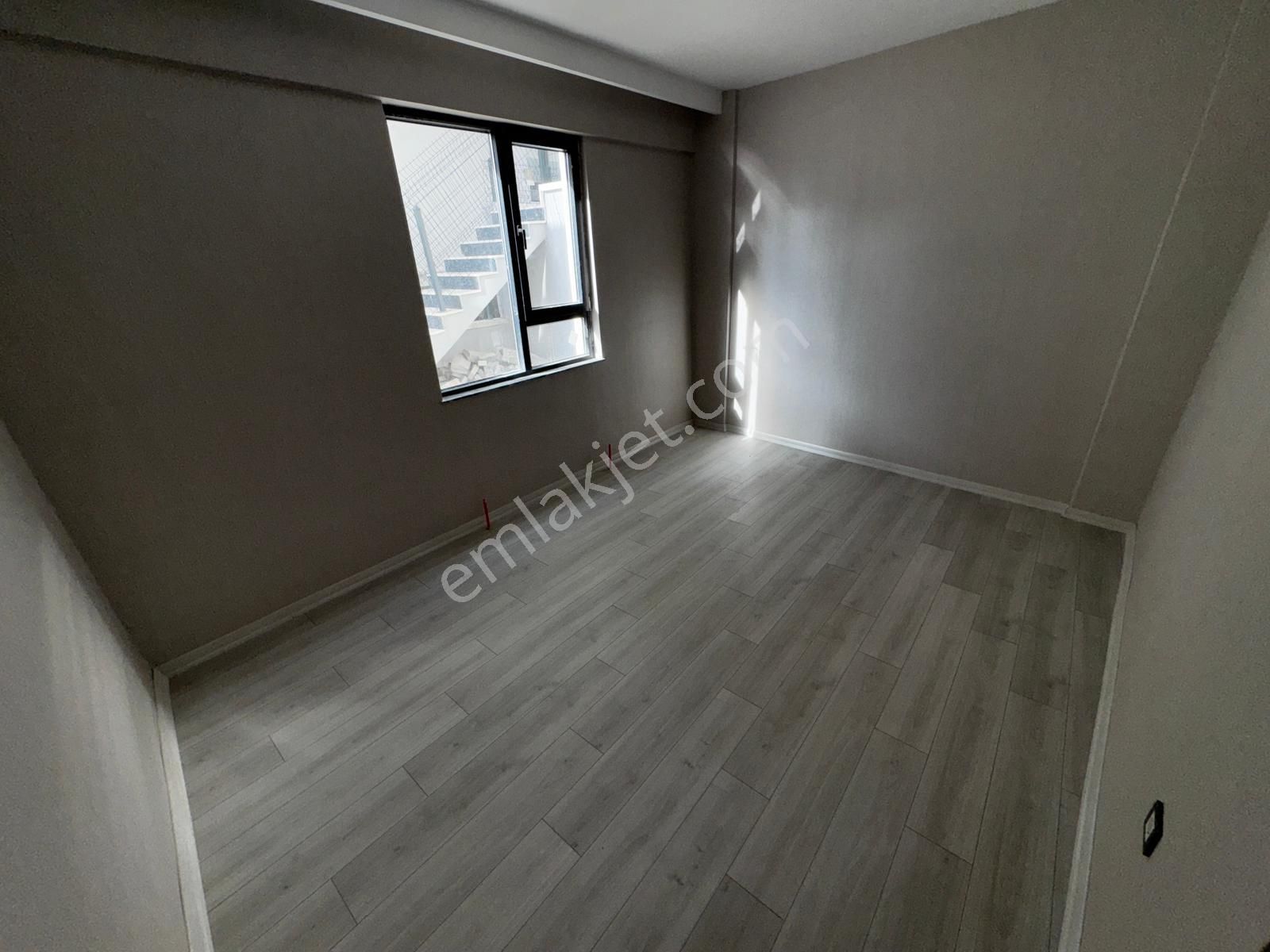 Sancaktepe'de 3+1 Oturuma Hazır Yapılı Sıfır Daire - Görsel 23