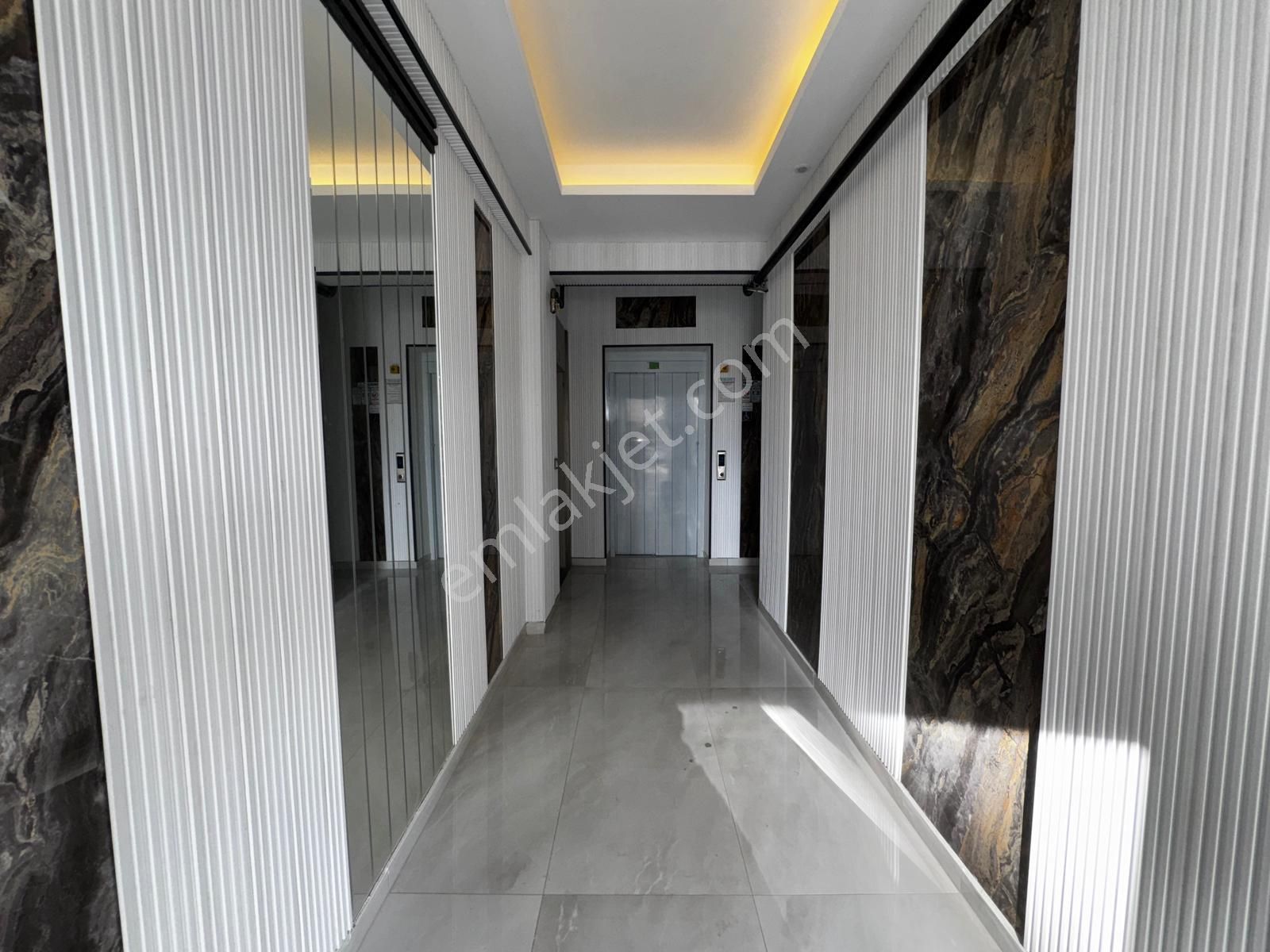 Sancaktepe'de 3+1 Oturuma Hazır Yapılı Sıfır Daire - Görsel 25