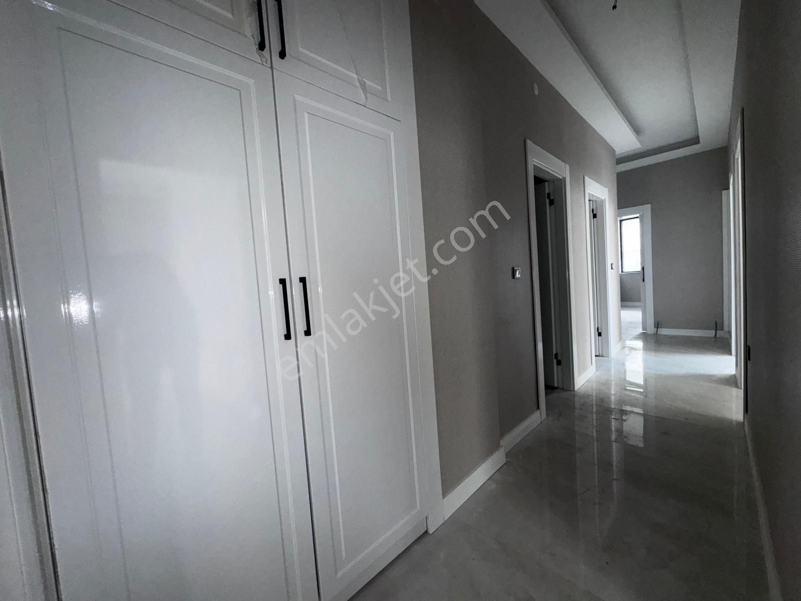 Sancaktepe'de 3+1 Oturuma Hazır Yapılı Sıfır Daire - Görsel 21