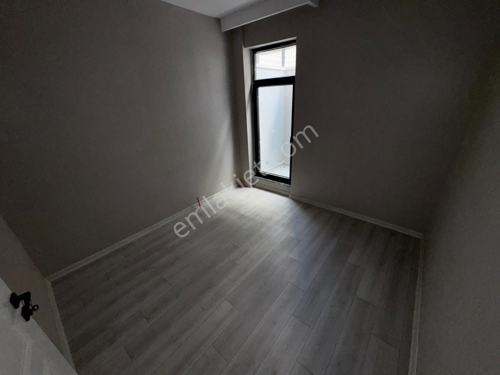 Sancaktepe'de 3+1 Oturuma Hazır Yapılı Sıfır Daire - Görsel 19