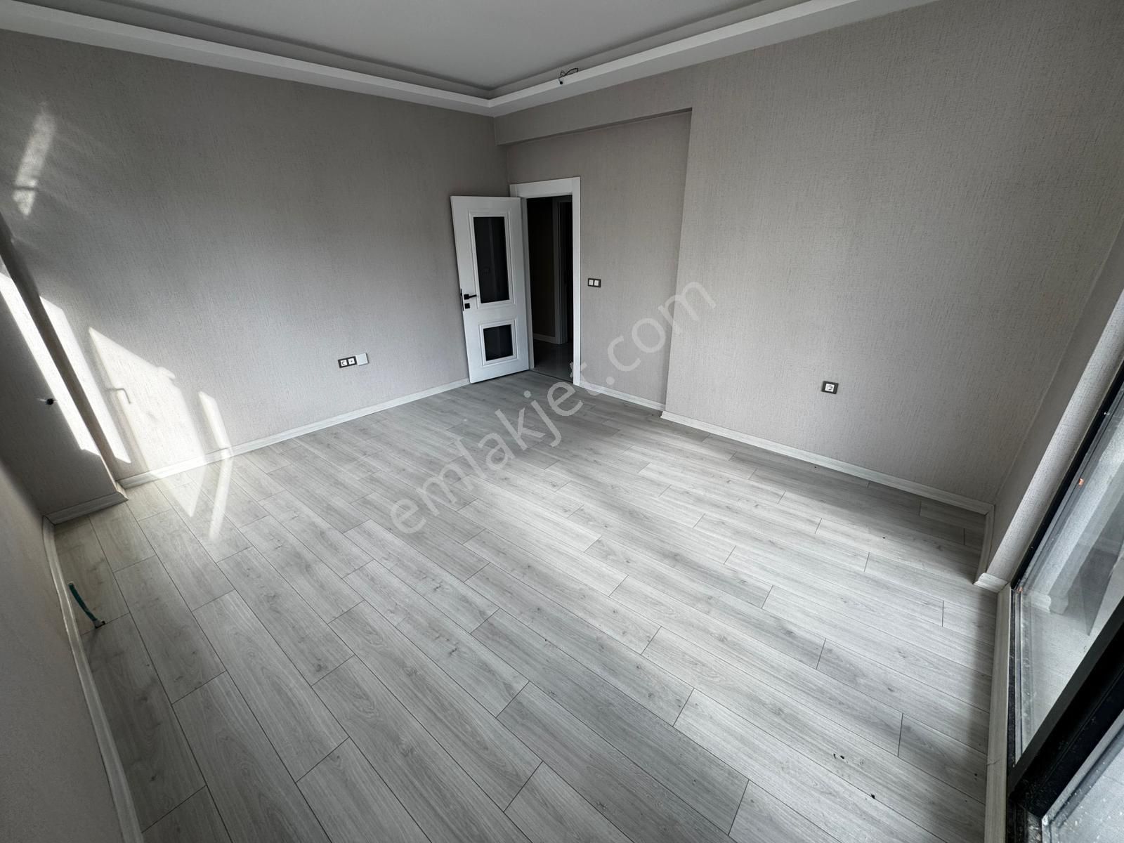 Sancaktepe'de 3+1 Oturuma Hazır Yapılı Sıfır Daire - Görsel 10