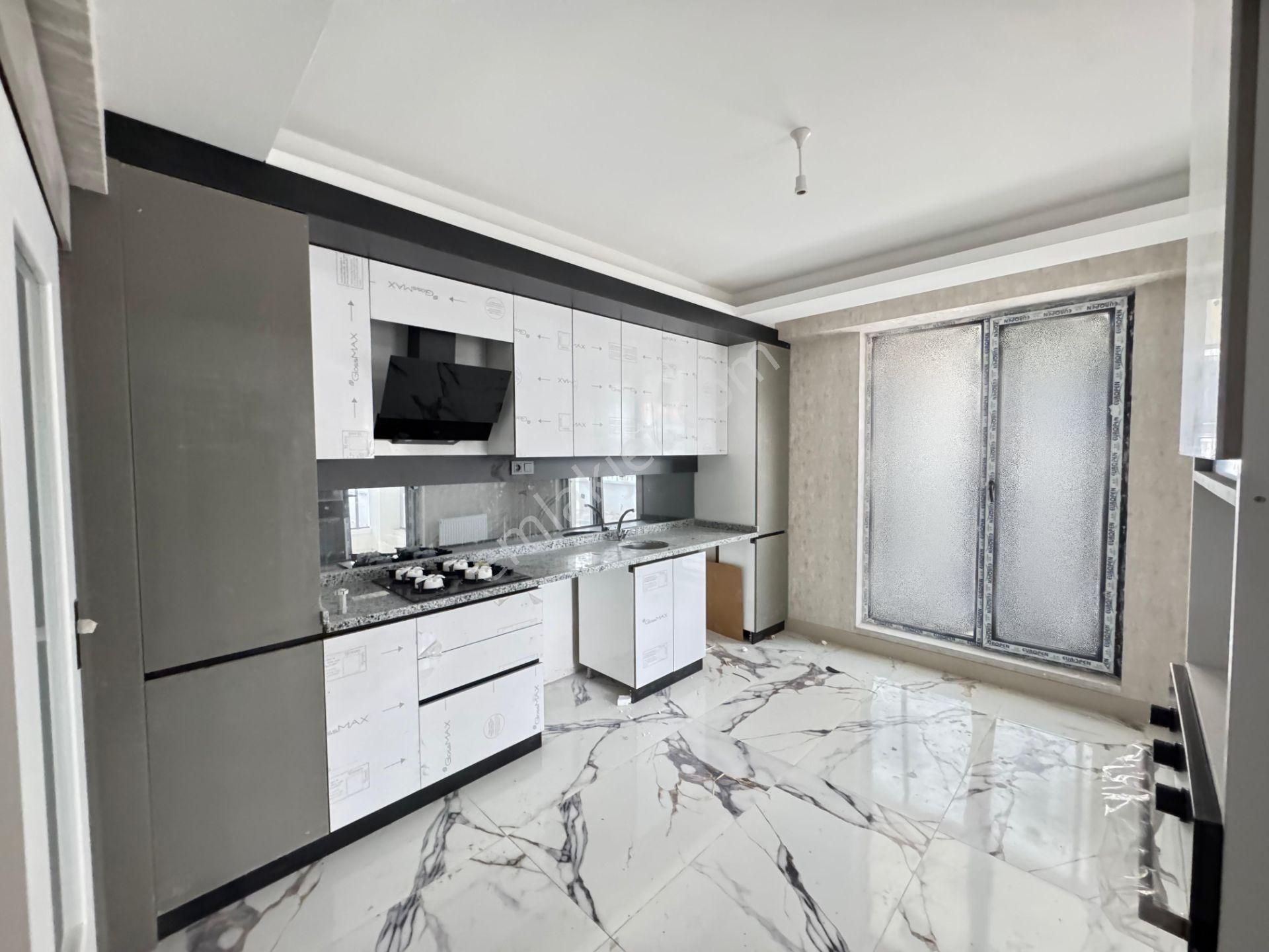 Yenikent Fevzi Çakmak Mh'de 3+1 Ebeveyn Banyolu Satılık Daire - Görsel 5