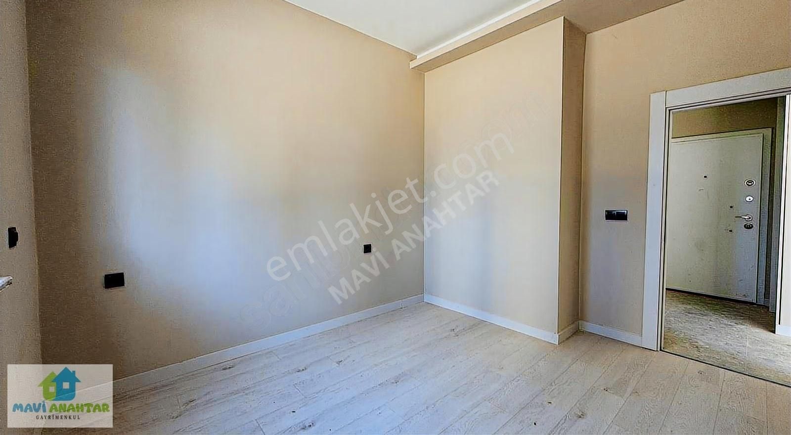 Altıntaşta Havuzlu Sitede 40lık Yola Yakın 1+1 Satılık Daire - Görsel 4