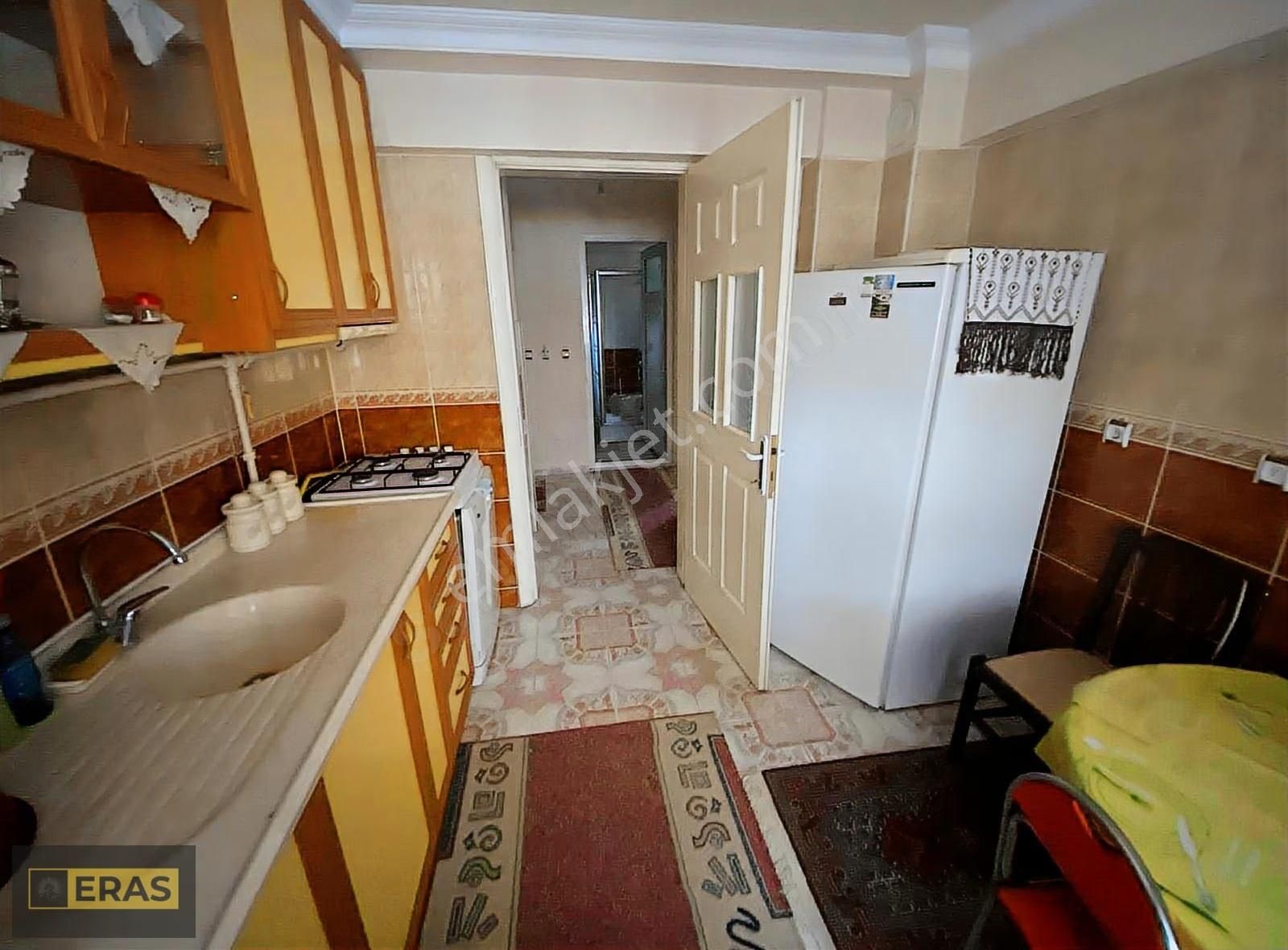 15 Mayıs Mahallesinde Satılık 2,5+1 Daire - Görsel 6