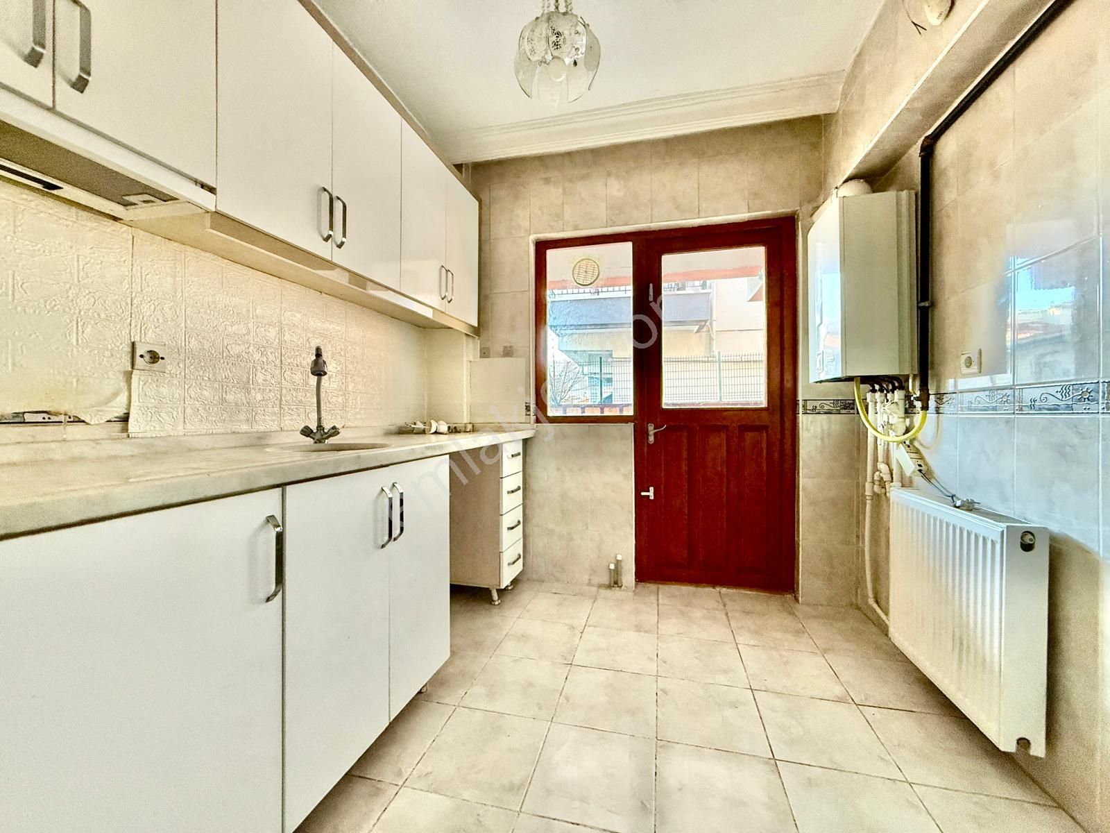 Kalecik Emlak2tan Hava Alanı Yolu Yakını 3+1 Güney Cephe Kilerli Daire - Görsel 4