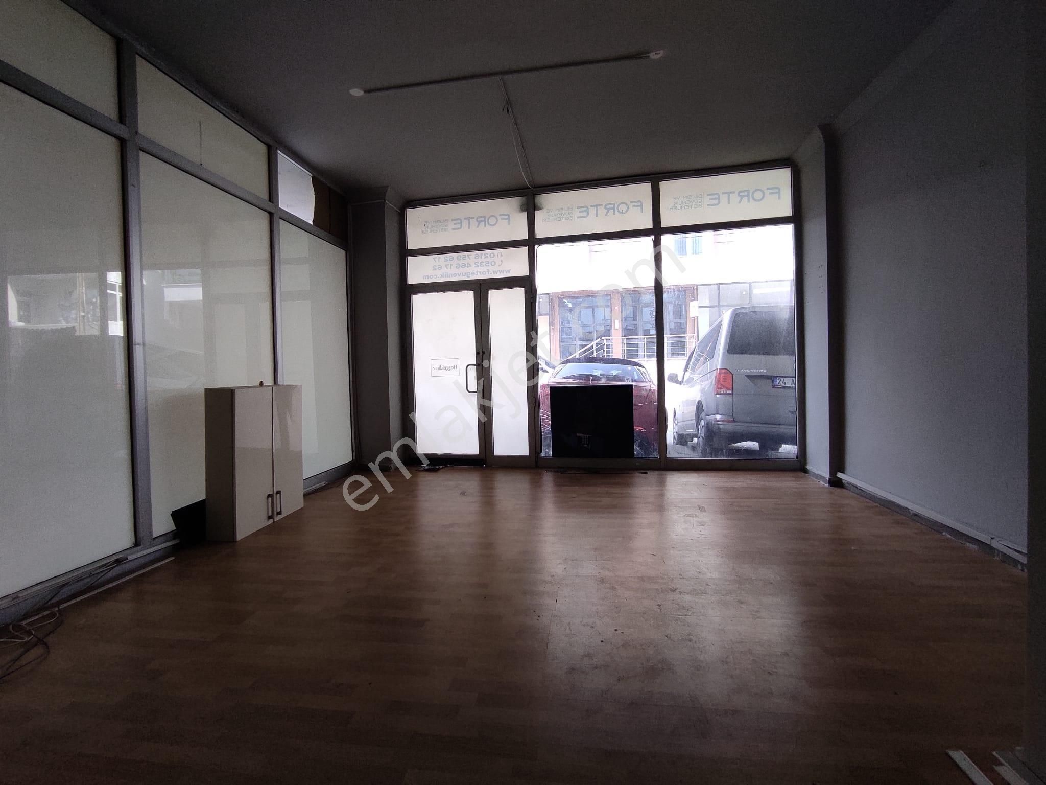 Yenidoğan Tam Merkez De Kiralık Kullanışlı Fırsat Dükkan - Görsel 8