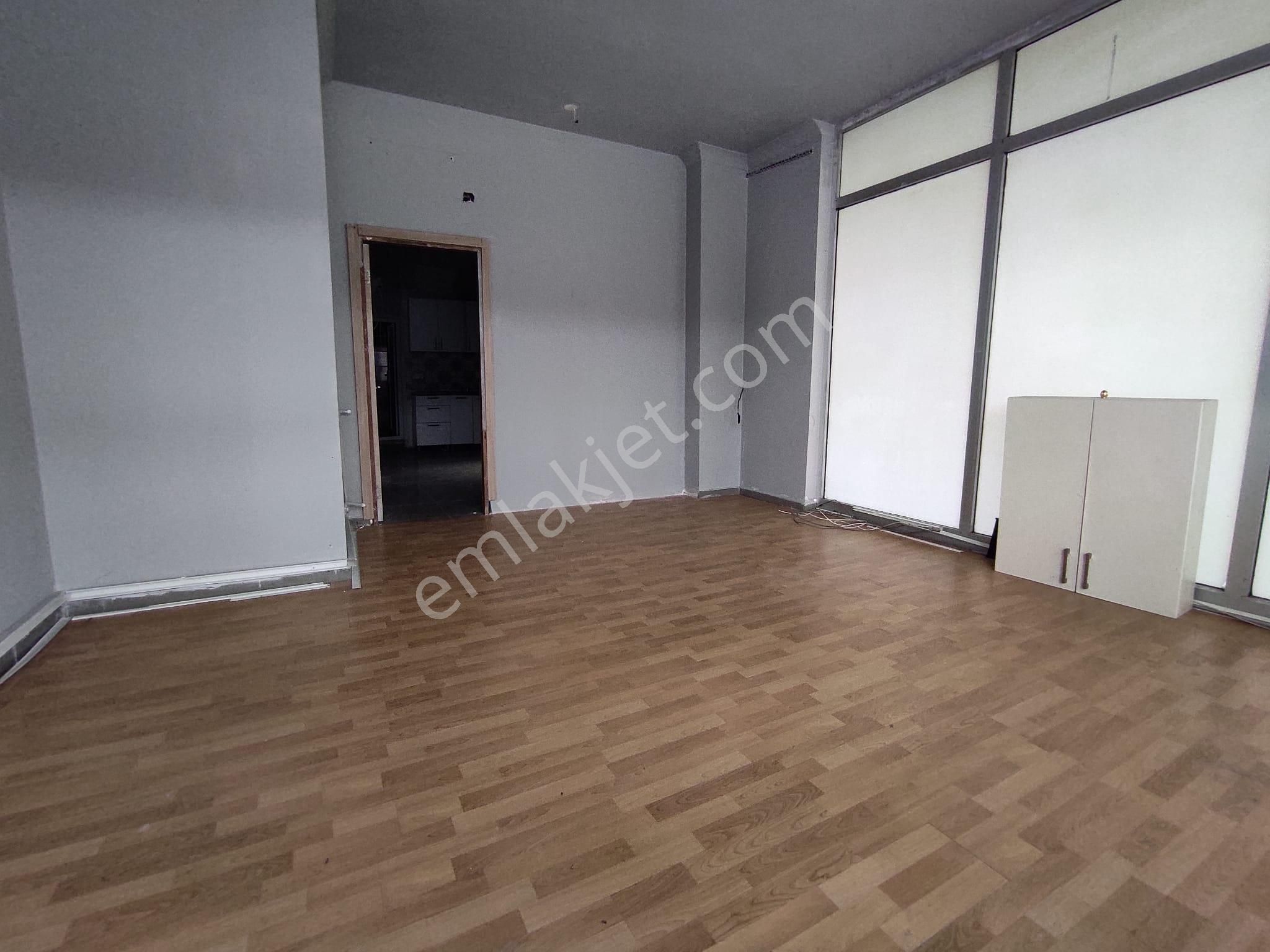 Yenidoğan Tam Merkez De Kiralık Kullanışlı Fırsat Dükkan - Görsel 9