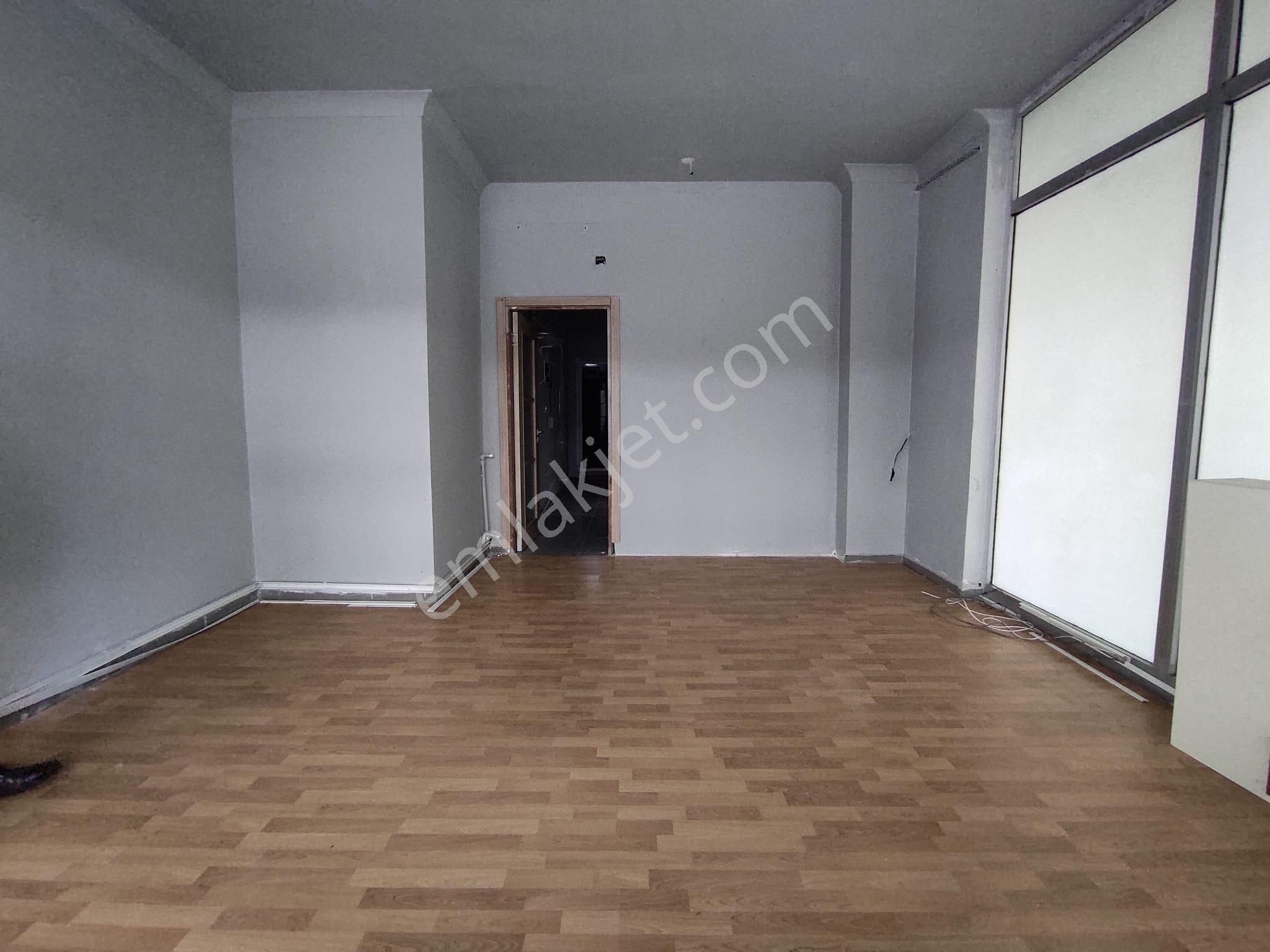 Yenidoğan Tam Merkez De Kiralık Kullanışlı Fırsat Dükkan - Görsel 5