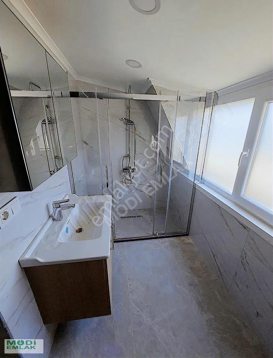 Koşuyolu Kapalı Otoparklı Asansörlü Satılık Sıfır Dubleks 4+1 - Görsel 18