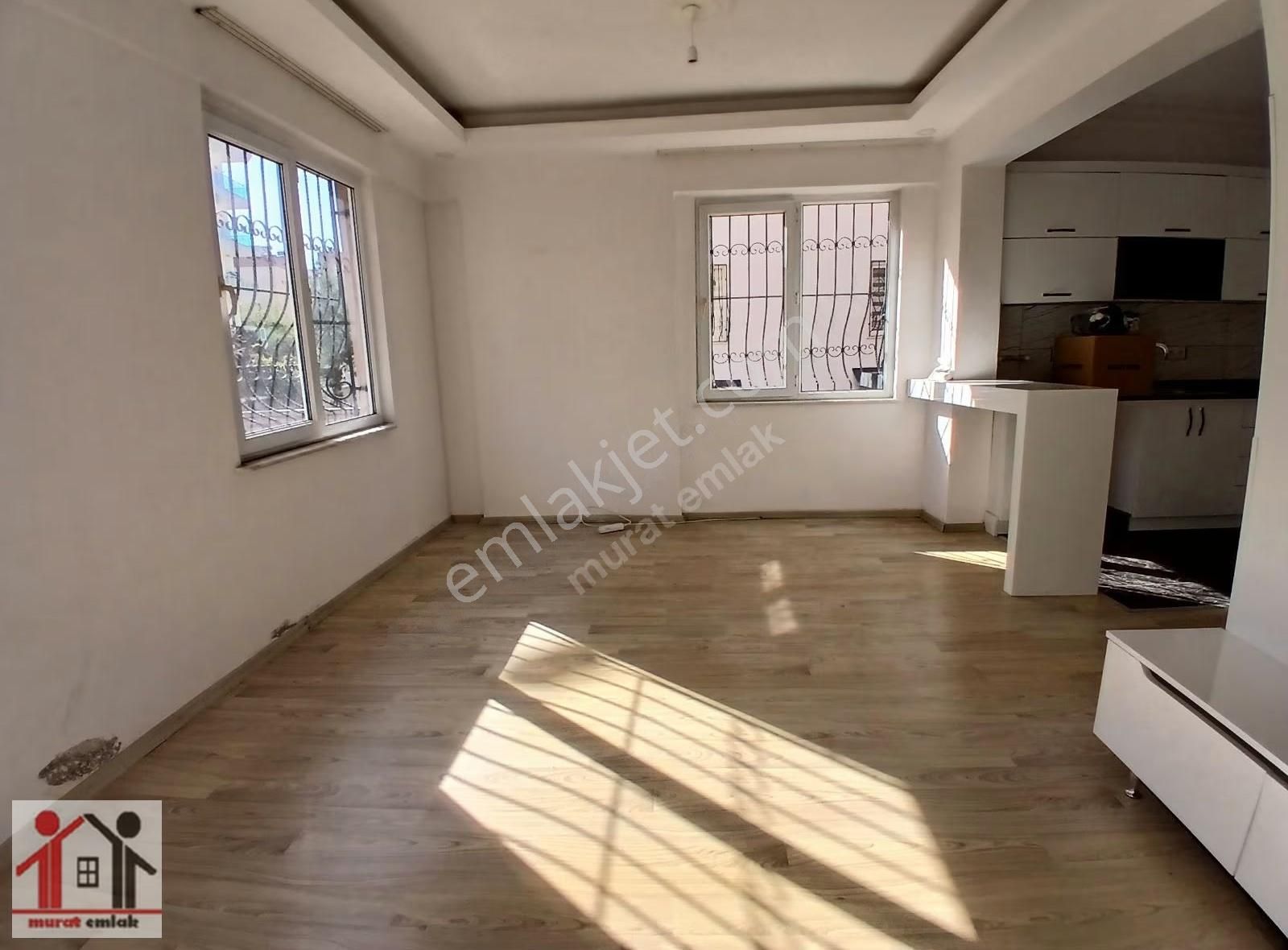 Kızıltoprak'ta Tahtakale Yakını Bakımlı 1+1 Bahçekatı - Görsel 14