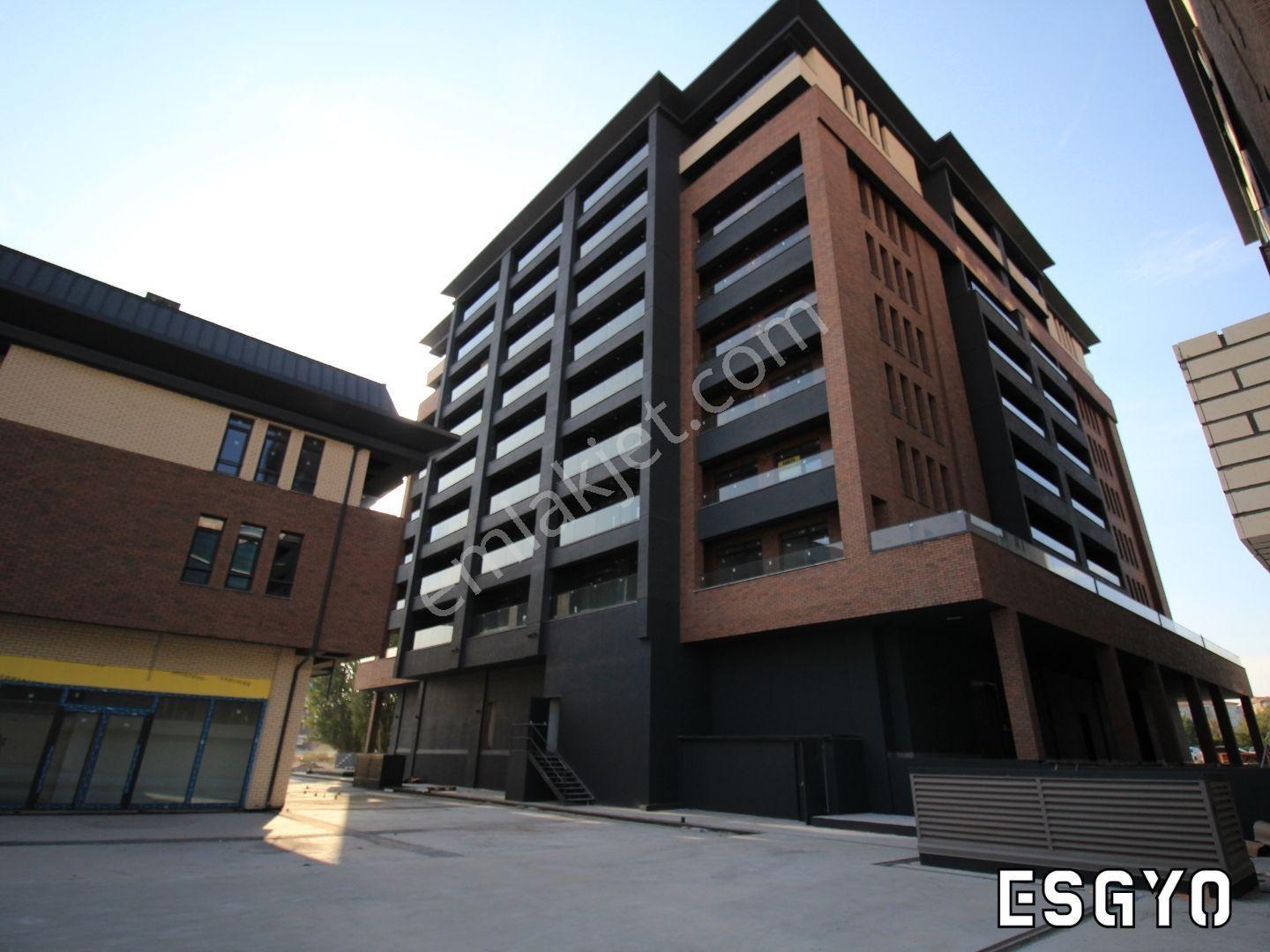 Esgyo'dan Aydoğanlar Plaza'da 1+1 Ticari Ruhsatlı İş Yeri Ofis - Görsel 3