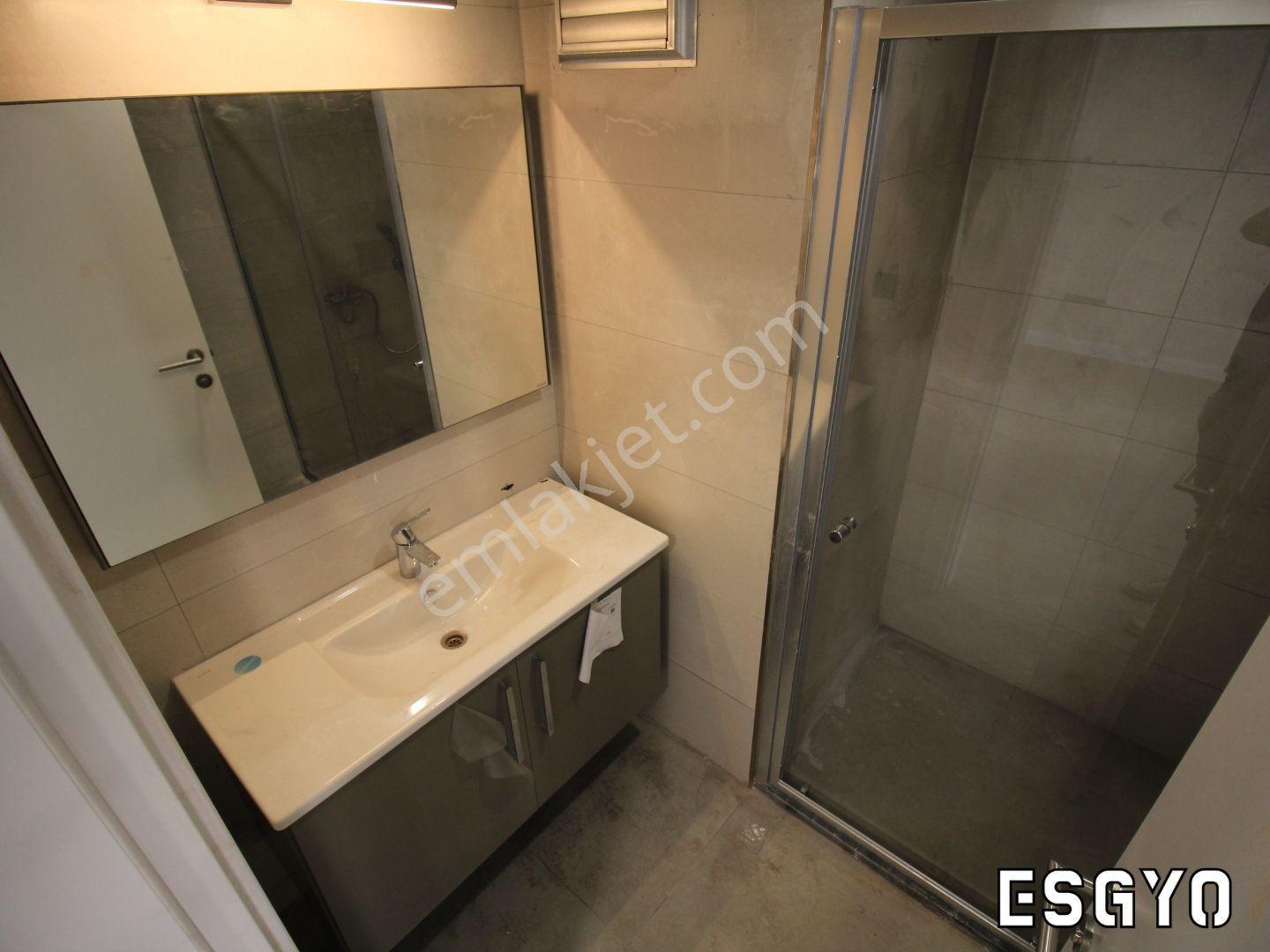 Esgyo'dan Aydoğanlar Plaza'da 1+1 Ticari Ruhsatlı İş Yeri Ofis - Görsel 26
