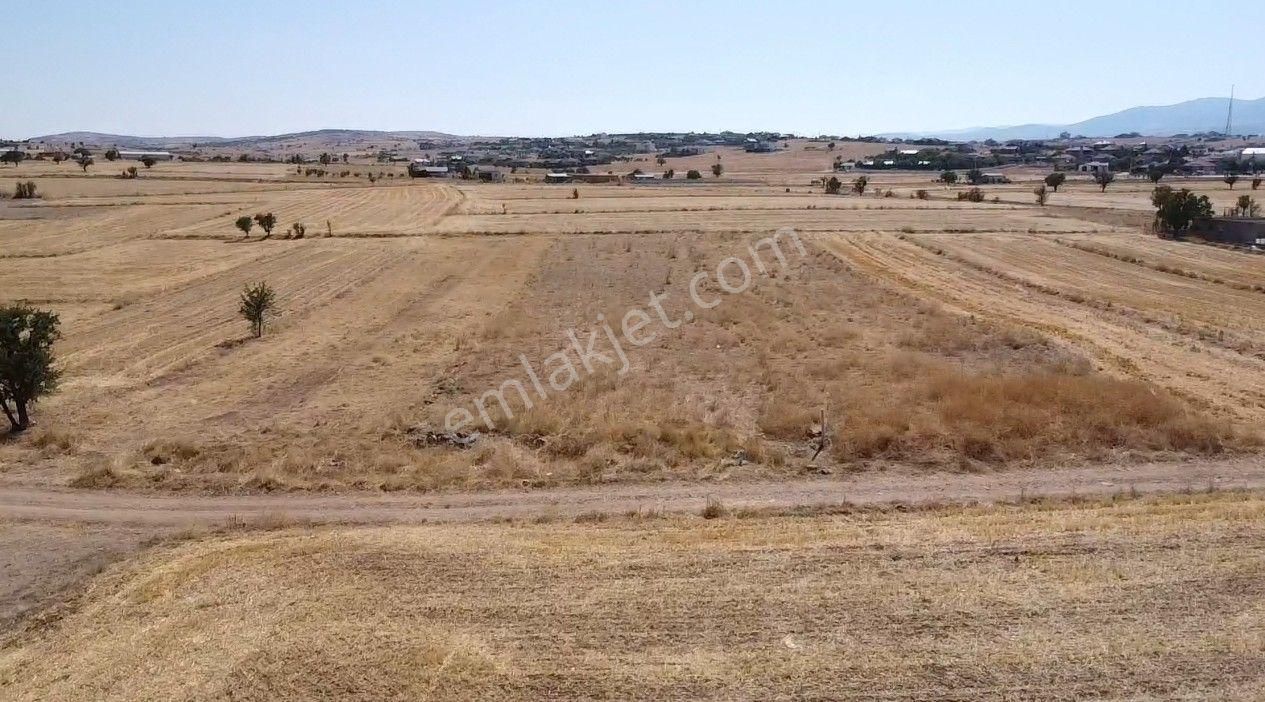 Antalya Korkuteli Bozova Mah. 1.872 M2 Resmi Yolu Var - Görsel 6