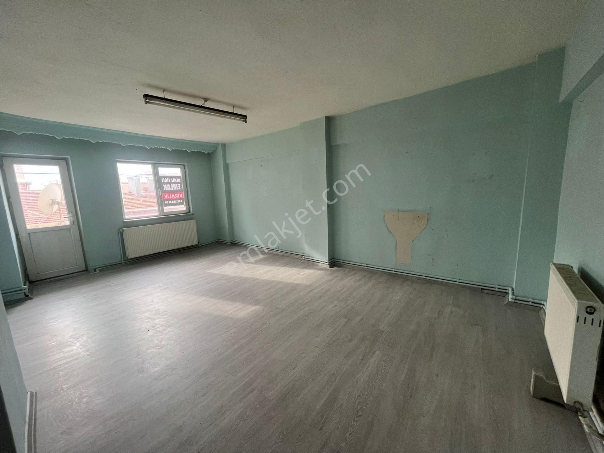 Deniz Yiğit Emlak'tan Lala Hüseyin Paşa Mahallesinde Kiralık 2+1 Daire - Görsel 17