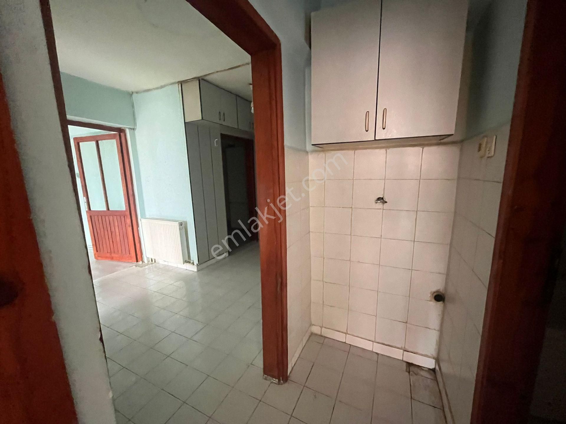 Deniz Yiğit Emlak'tan Lala Hüseyin Paşa Mahallesinde Kiralık 2+1 Daire - Görsel 22