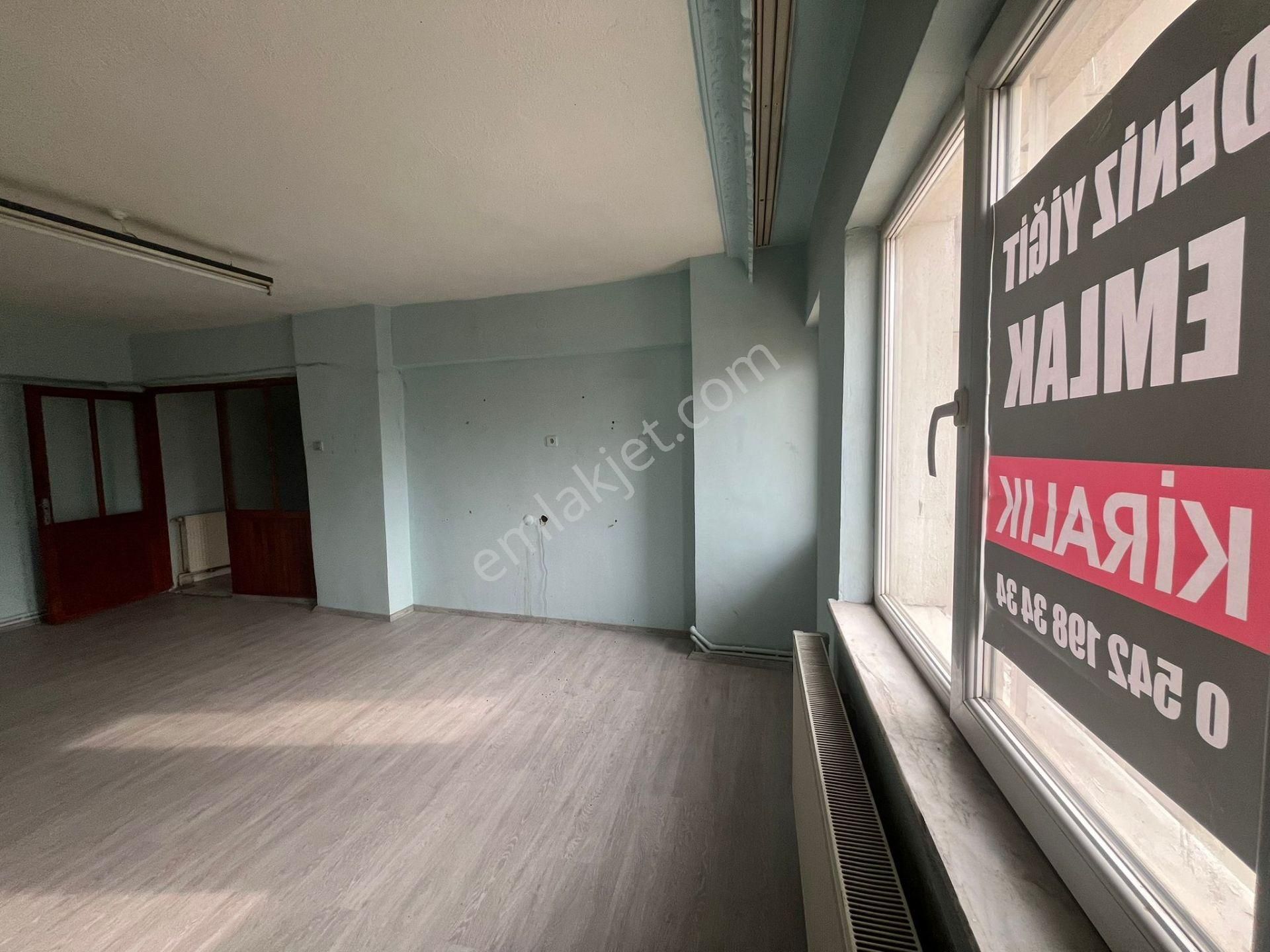 Deniz Yiğit Emlak'tan Lala Hüseyin Paşa Mahallesinde Kiralık 2+1 Daire - Görsel 13
