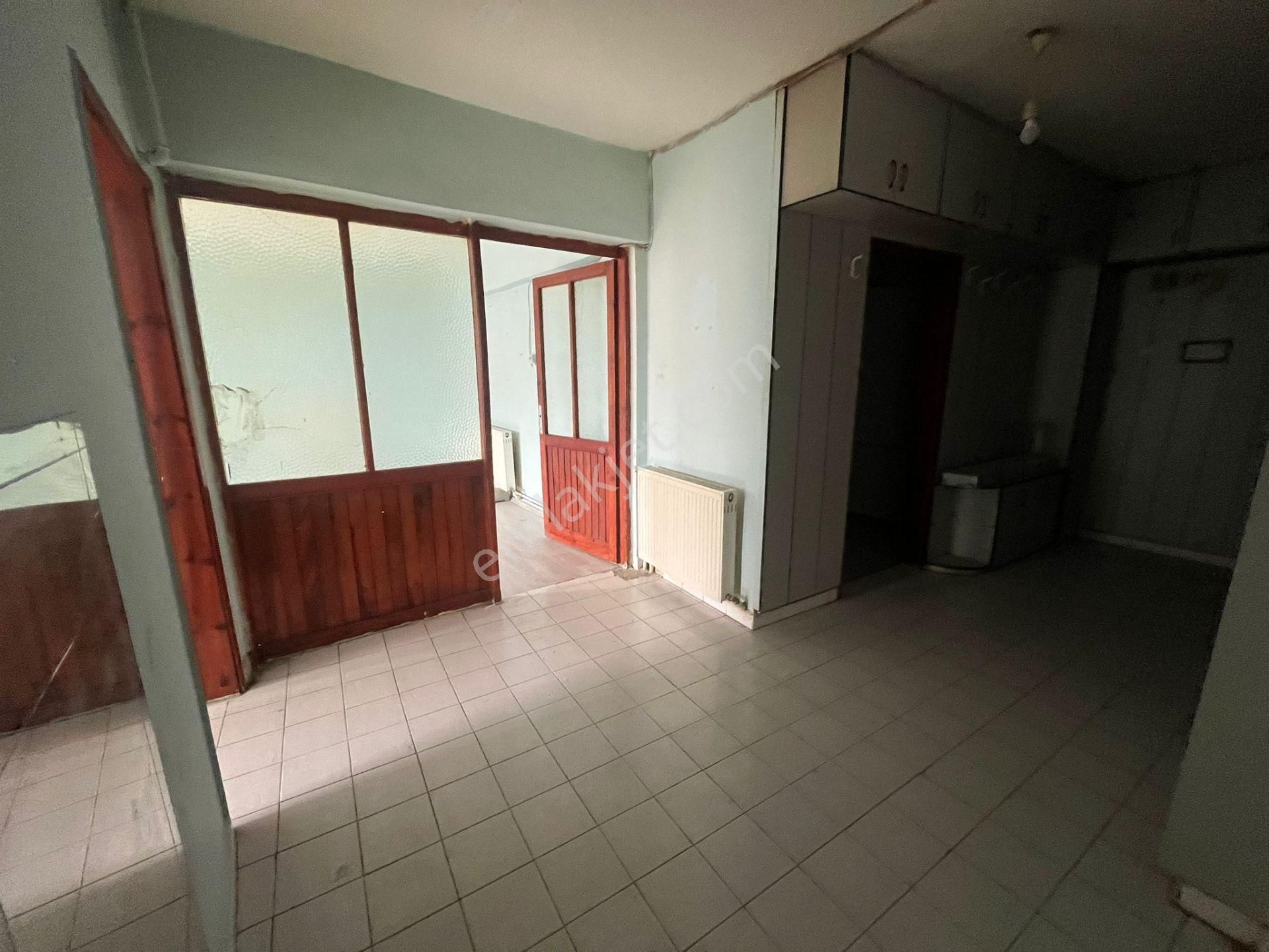 Deniz Yiğit Emlak'tan Lala Hüseyin Paşa Mahallesinde Kiralık 2+1 Daire - Görsel 20