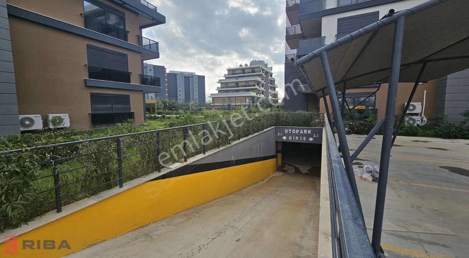 Sibel Oskanbaş'tan Bahçe Kullanımlı Geniş Daire - Görsel 10