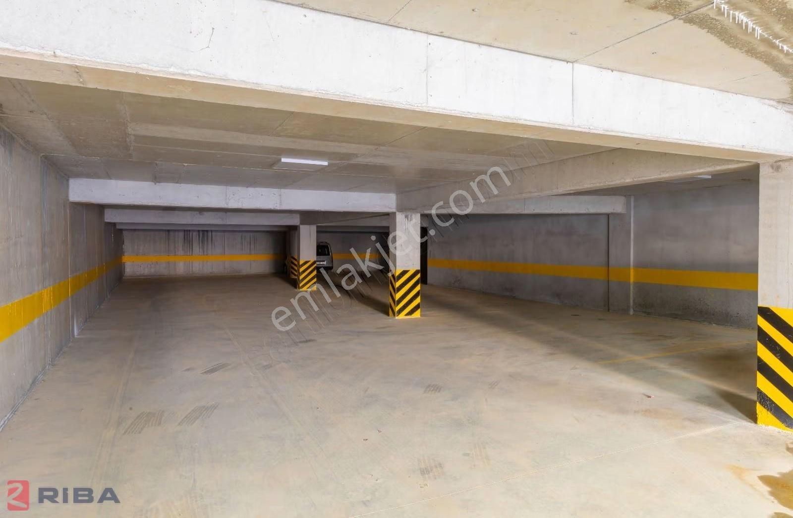 Sibel Oskanbaş'tan Bahçe Kullanımlı Geniş Daire - Görsel 8