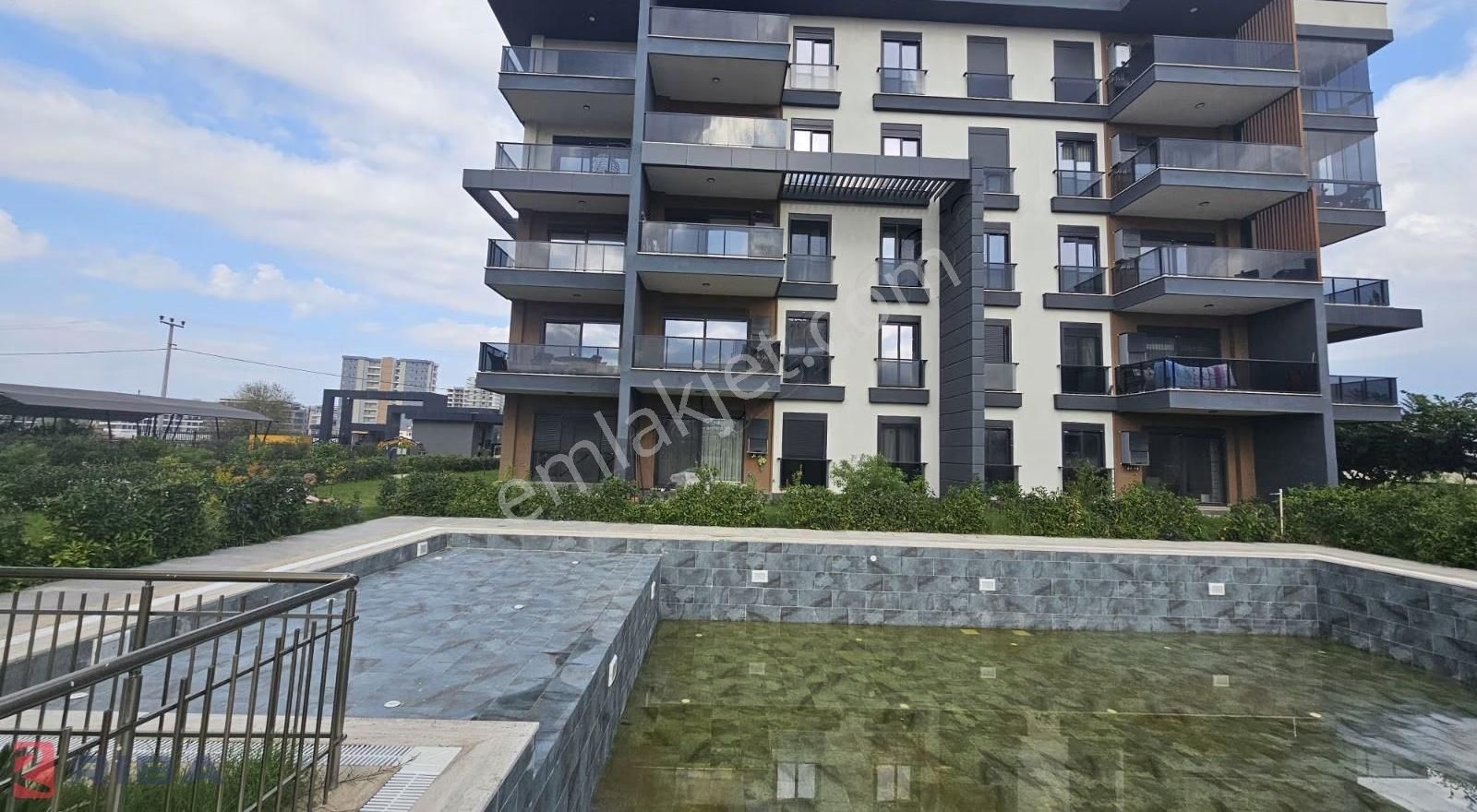 Sibel Oskanbaş'tan Bahçe Kullanımlı Geniş Daire - Görsel 5