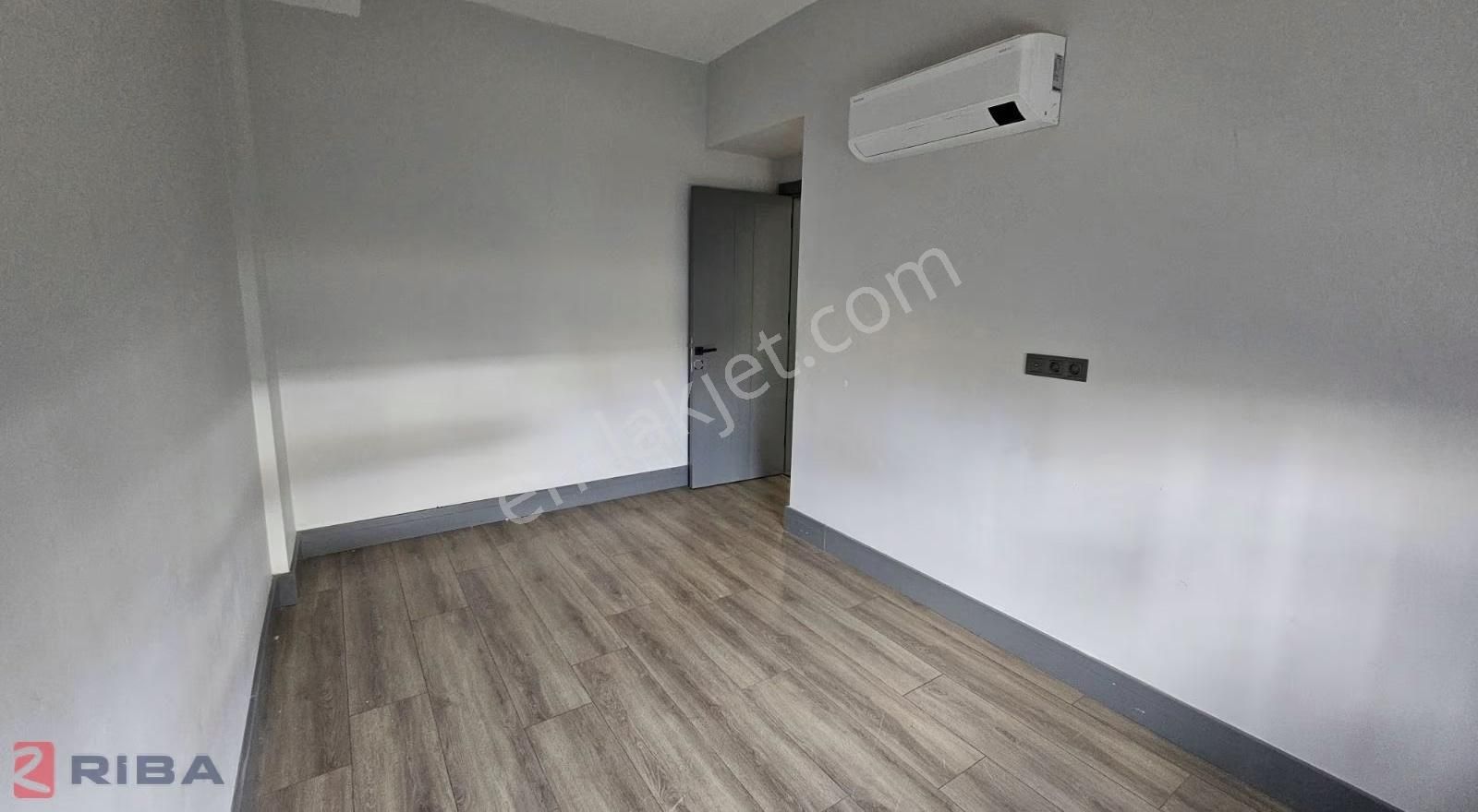 Sibel Oskanbaş'tan Bahçe Kullanımlı Geniş Daire - Görsel 15