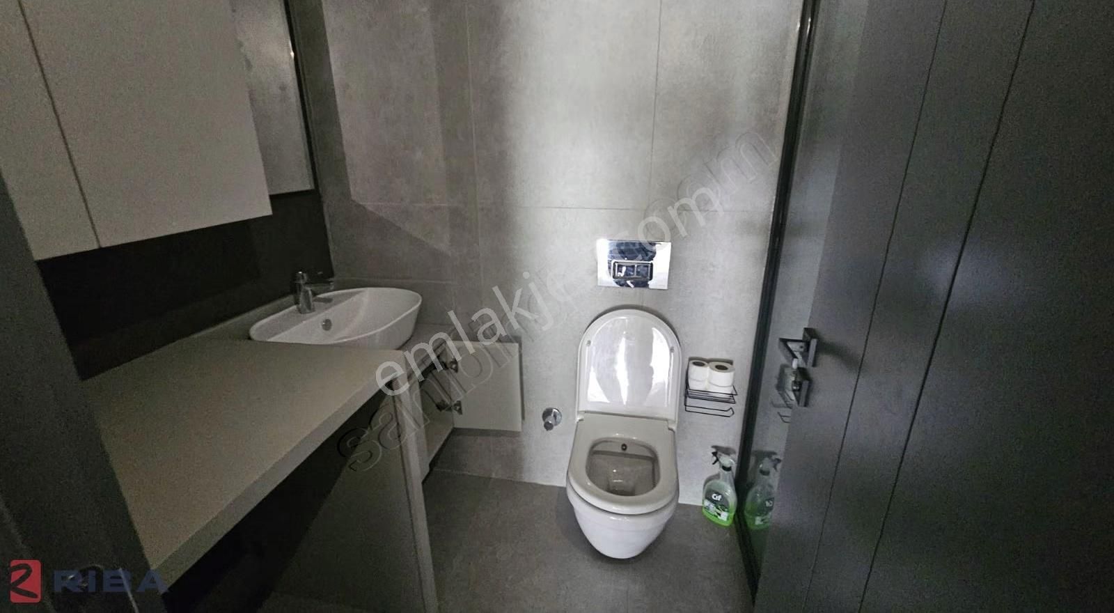 Sibel Oskanbaş'tan Bahçe Kullanımlı Geniş Daire - Görsel 9