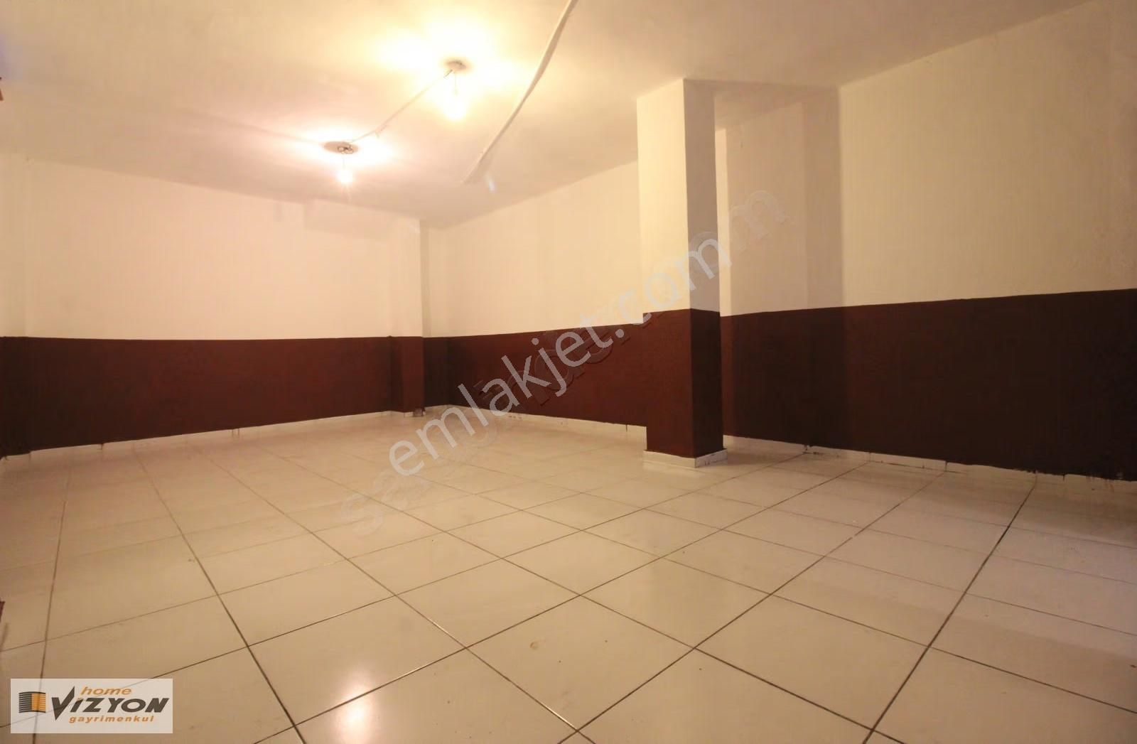 Home Vizyon Bahçelievler Yenibosnada Satılık Depolu Dükkan - Görsel 2