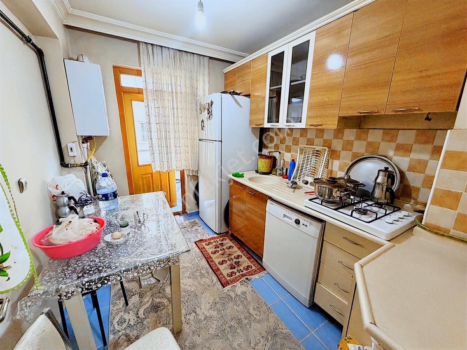 Etimesgut Piyade Mah. Gimsa Yakını Ara Kat 110m2 3+1 Daire - Görsel 2